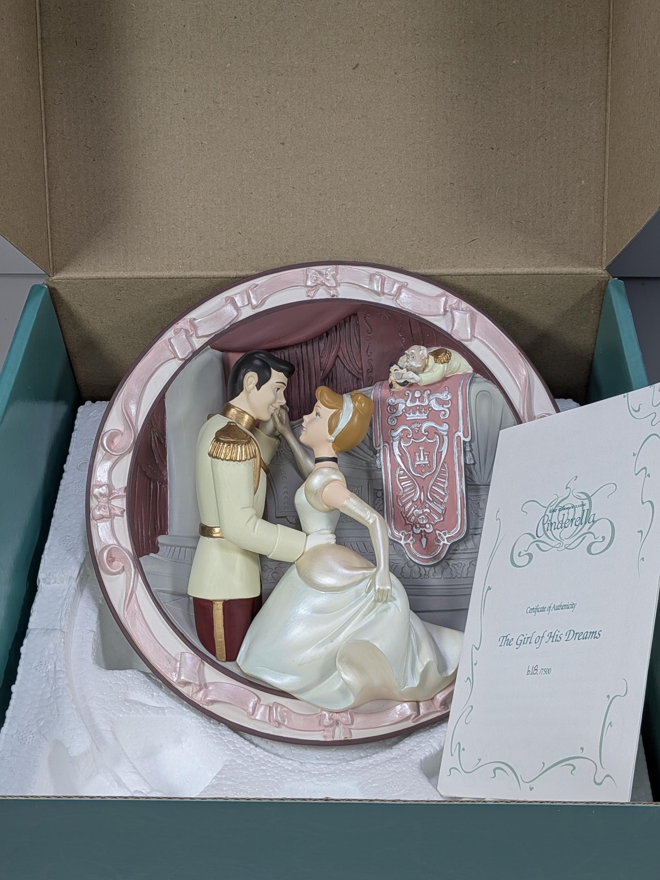 Complete Set of 4 Rare Vintage 90s Disney Store Cinderella 3D Sculptural Plates - Limited Edition - Like New - Original Boxes & COAs view 7