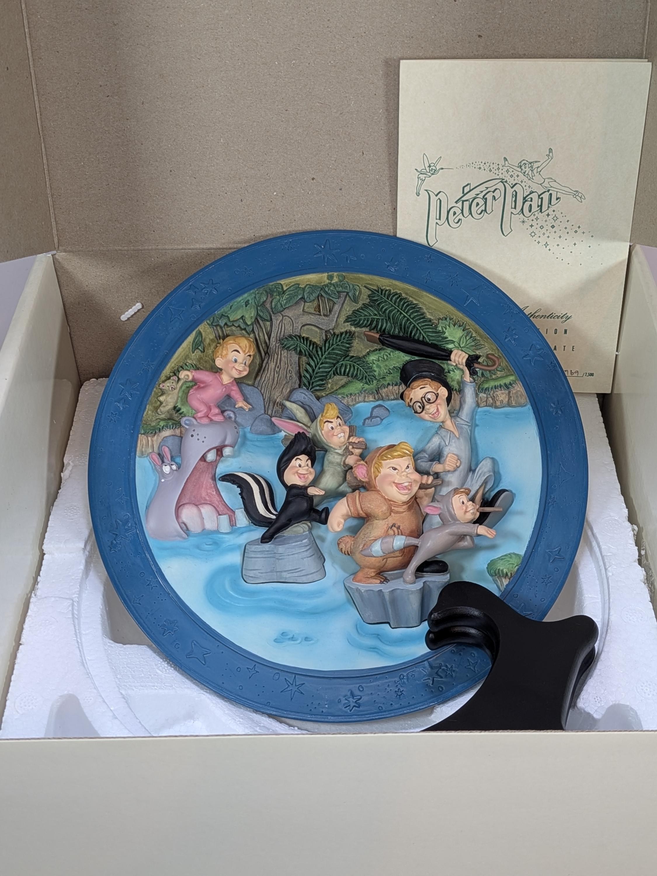 Complete Set of 4 Rare Vintage Disney Store Peter Pan 3D Sculptural Plates Limited Edition - Like New with Original Boxes & COA view 15