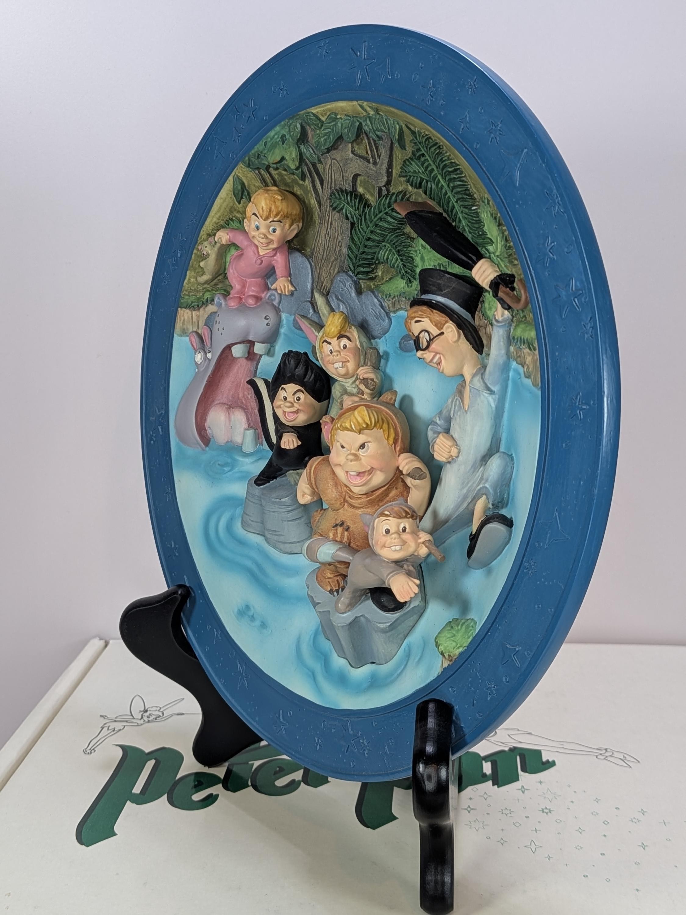 Complete Set of 4 Rare Vintage Disney Store Peter Pan 3D Sculptural Plates Limited Edition - Like New with Original Boxes & COA view 18
