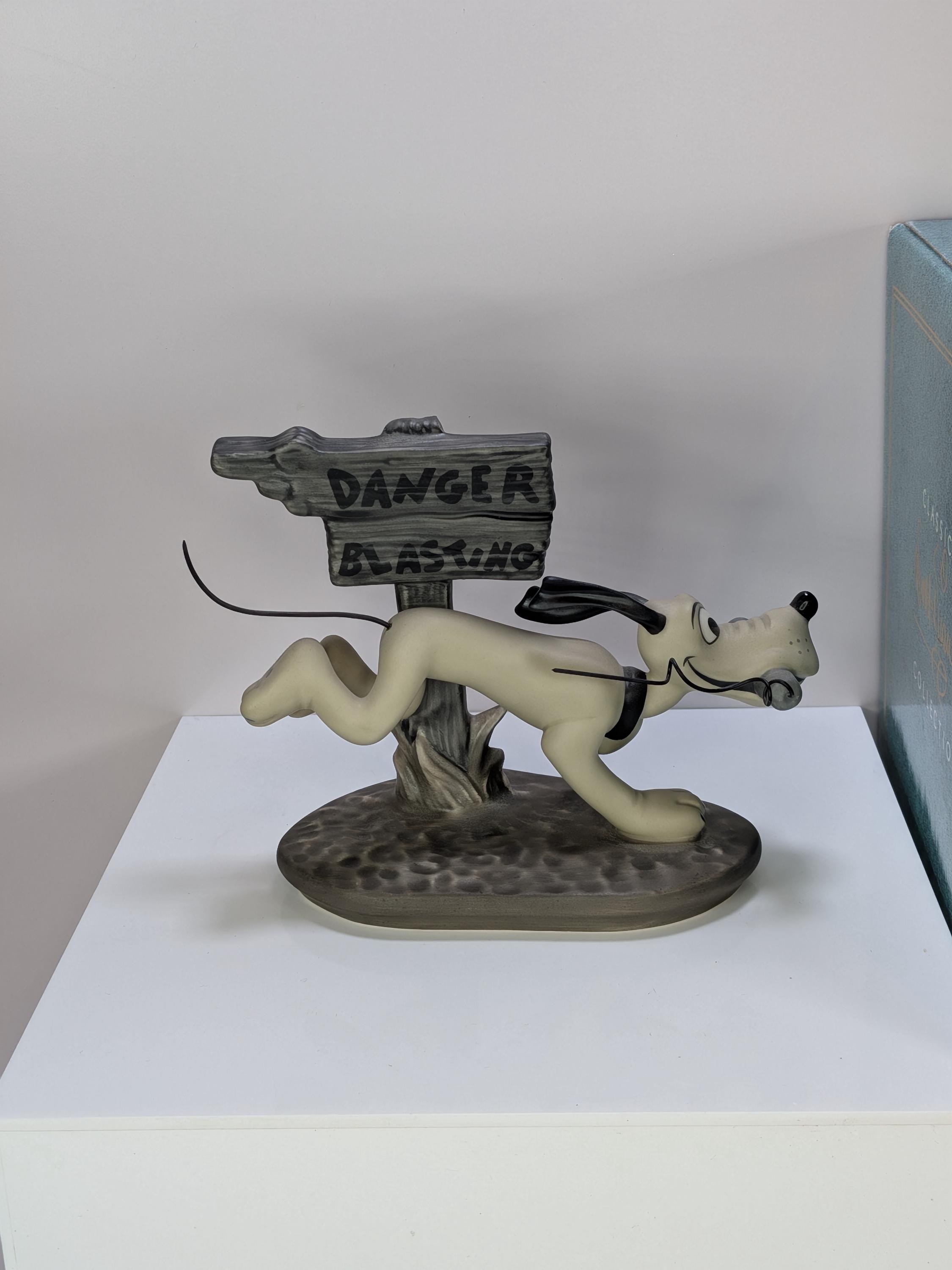 Rare Walt Disney Classics Collection WDCC The Delivery Boy 1931 Figurine Set of 4 - Pristine view 17