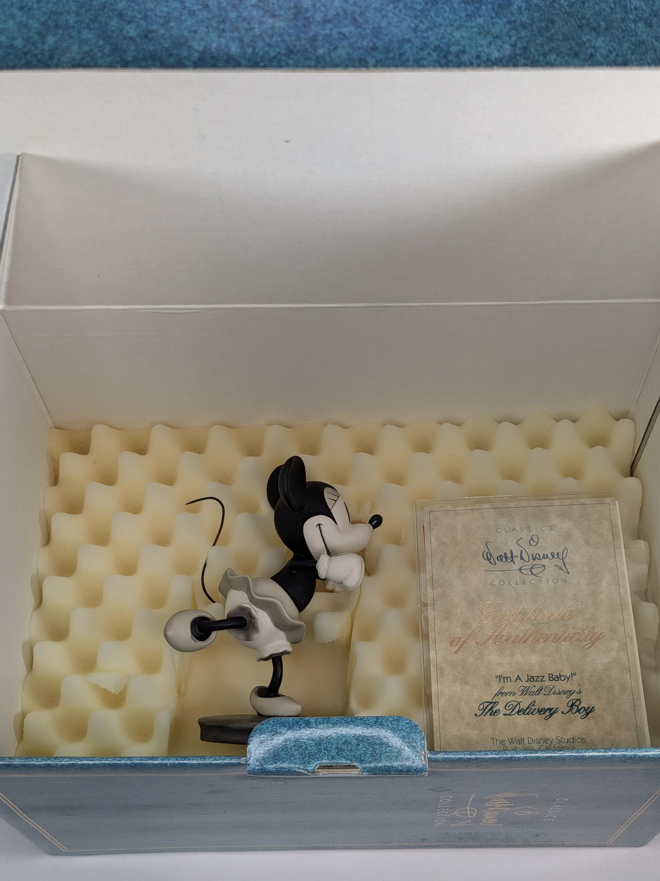 Rare Walt Disney Classics Collection WDCC The Delivery Boy 1931 Figurine Set of 4 - Pristine view 9