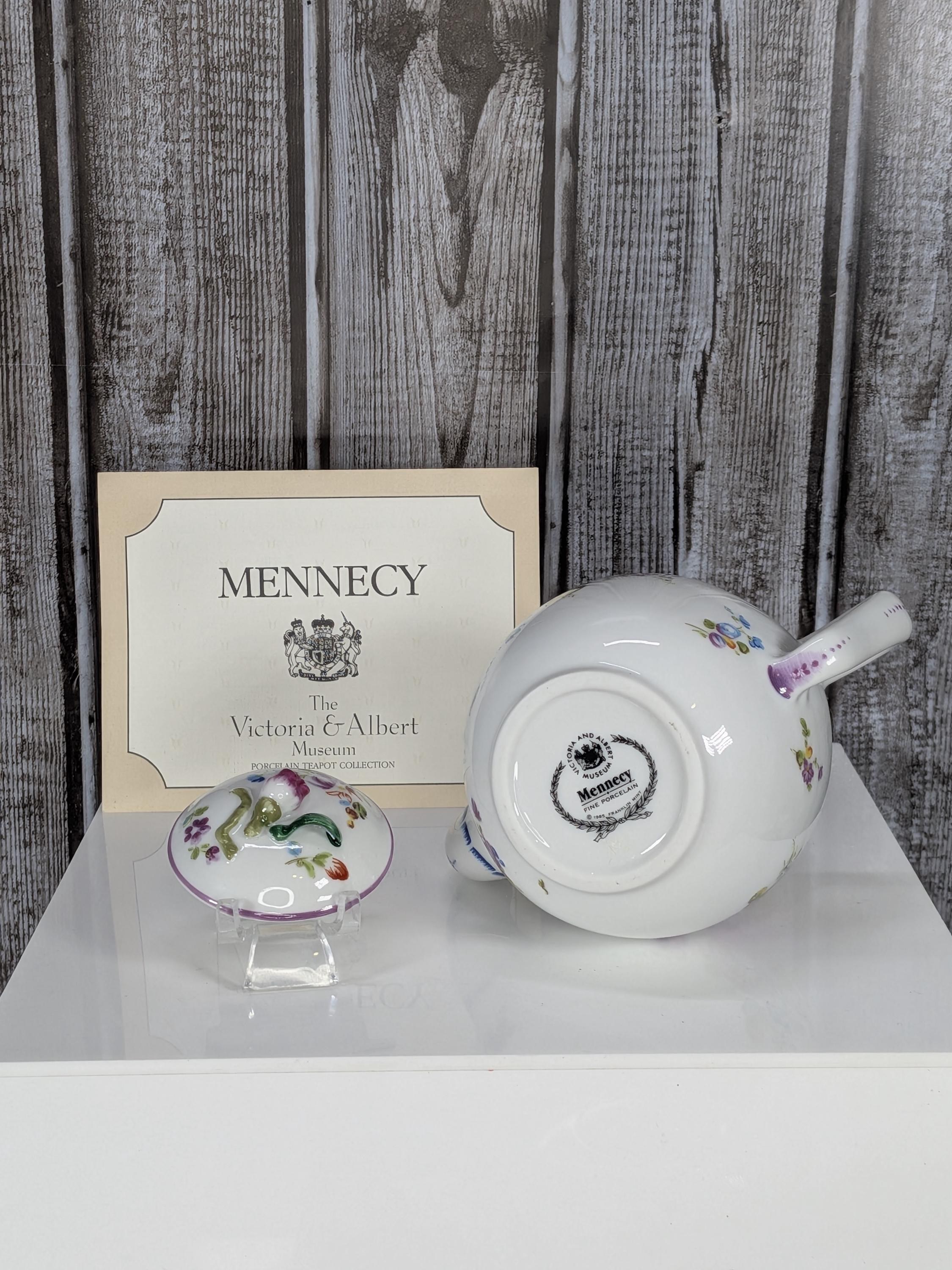 1985 Franklin Mint Victoria & Albert Museum Miniature Teapot Collection - Set of 7 with COAs and Original Packaging - Gifting Teapots view 20