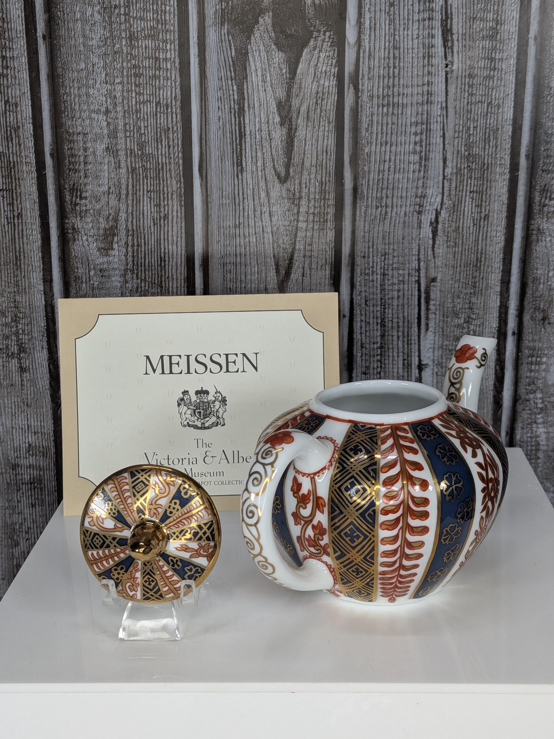 1985 Franklin Mint Victoria & Albert Museum Miniature Teapot Collection - Set of 7 with COAs and Original Packaging - Gifting Teapots view 5