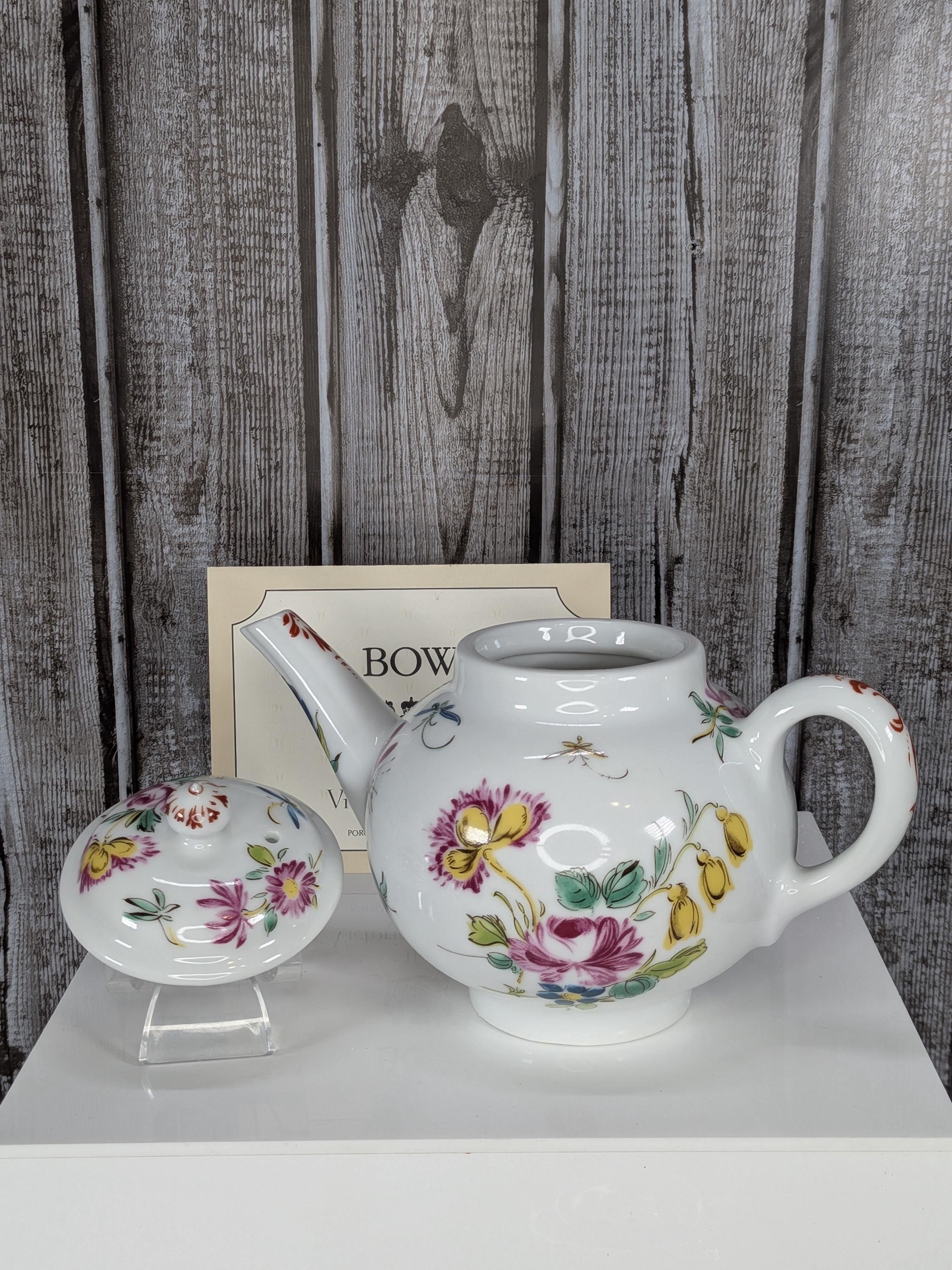 1985 Franklin Mint Victoria & Albert Museum Miniature Teapot Collection - Set of 7 with COAs and Original Packaging - Gifting Teapots view 10
