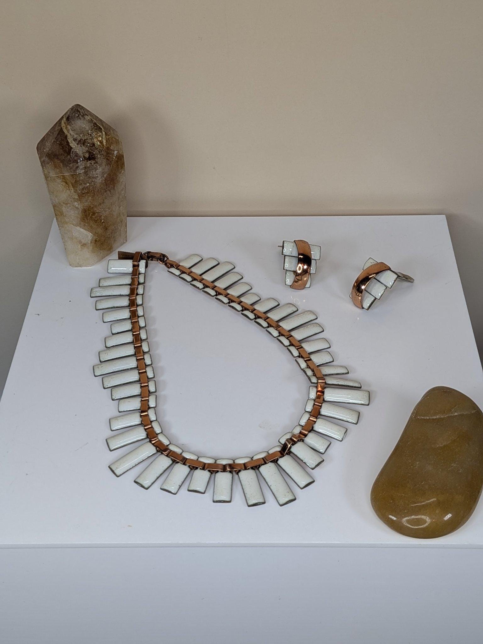 Vintage Matisse White Enamel Fringe Necklace and Clip Earring Set set, Copper, 1950s, 15" Choker Length - Excellent Condition view 7