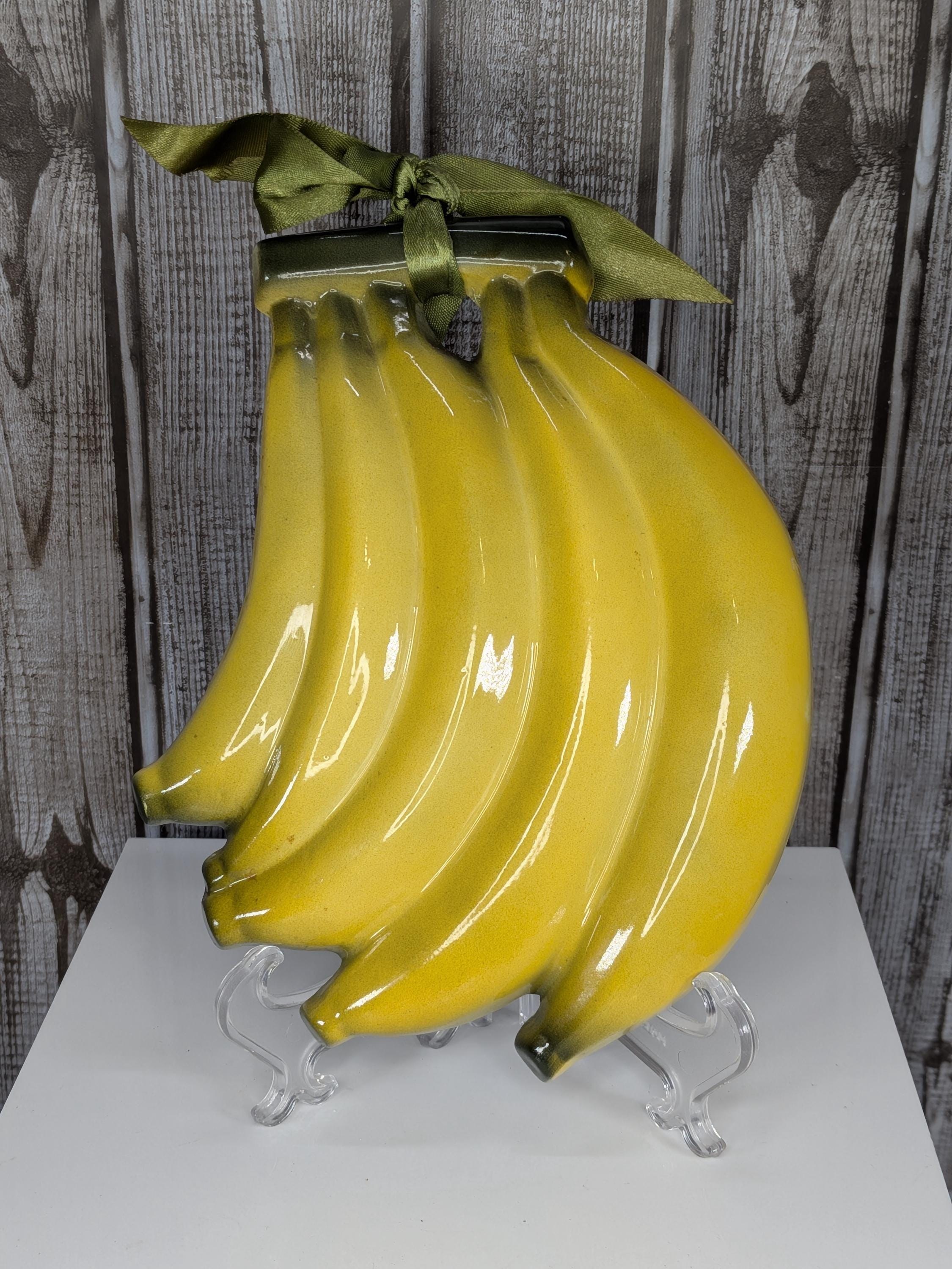 Vintage Ceramic Fruit and Vegetable Wall Pockets Set of 6 Like New view 8