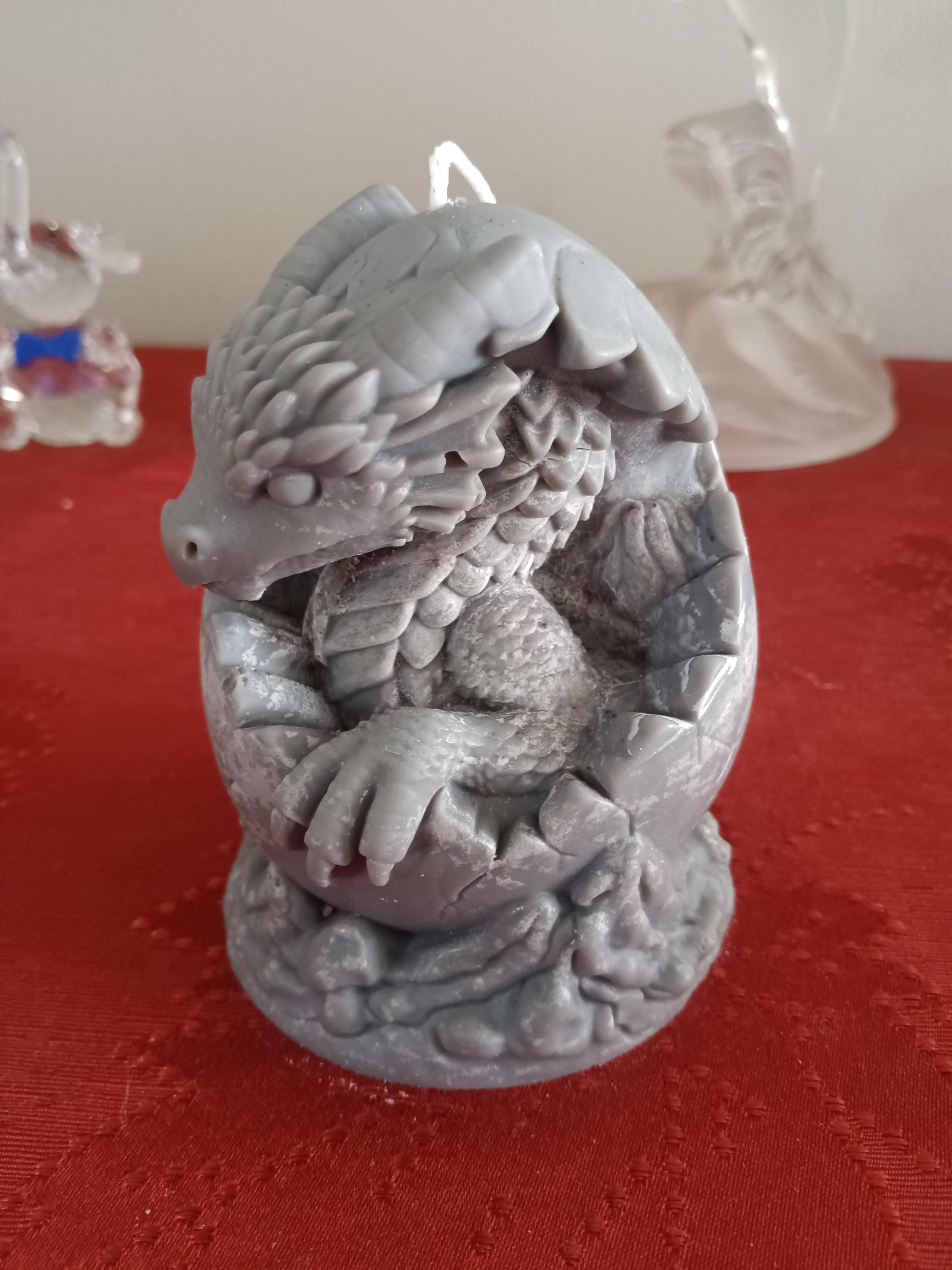 Mystic Dragon Candle – Hand-Poured Fantasy Flame”