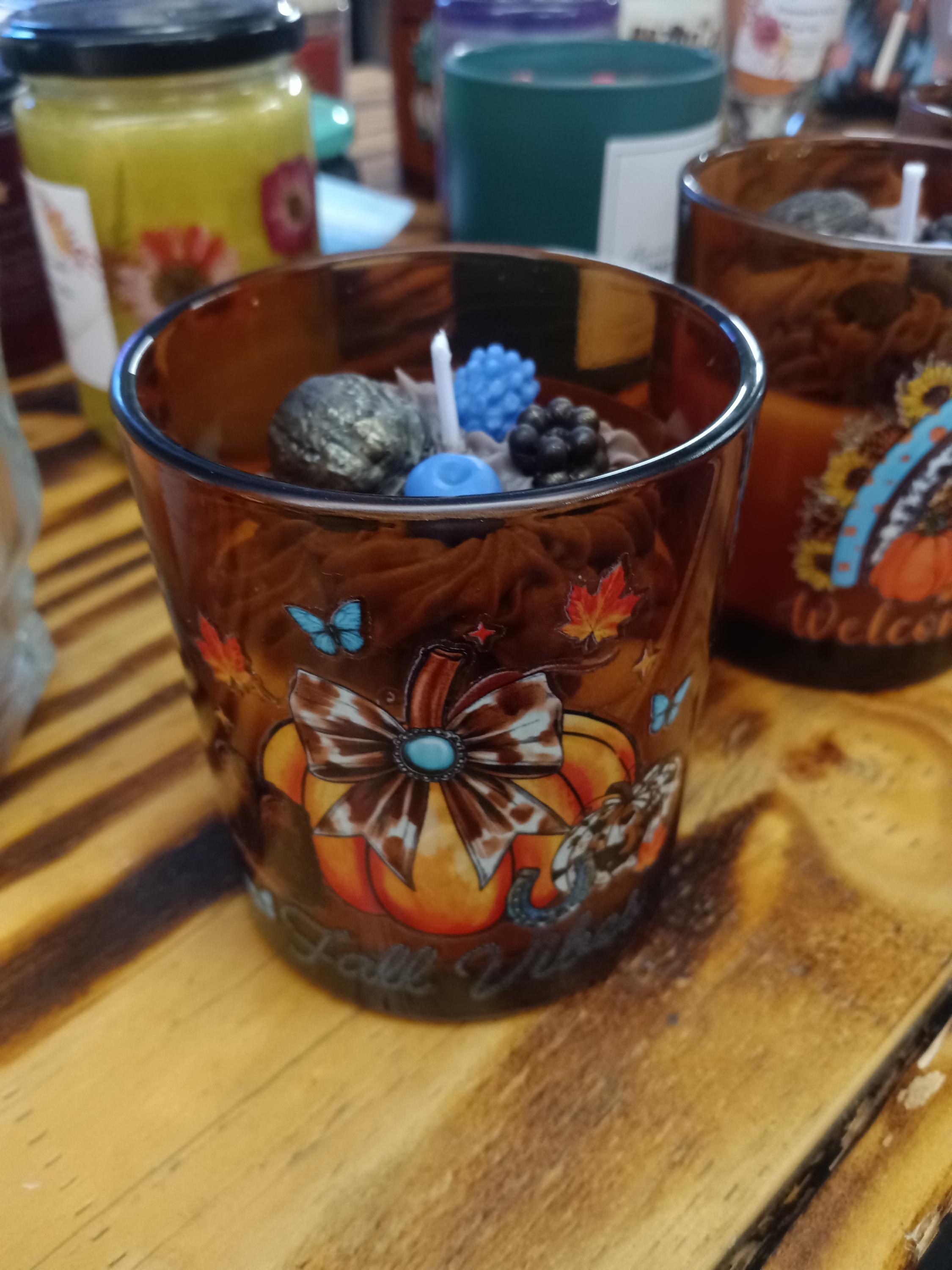 Cozy Gingerbread Candle, view 2