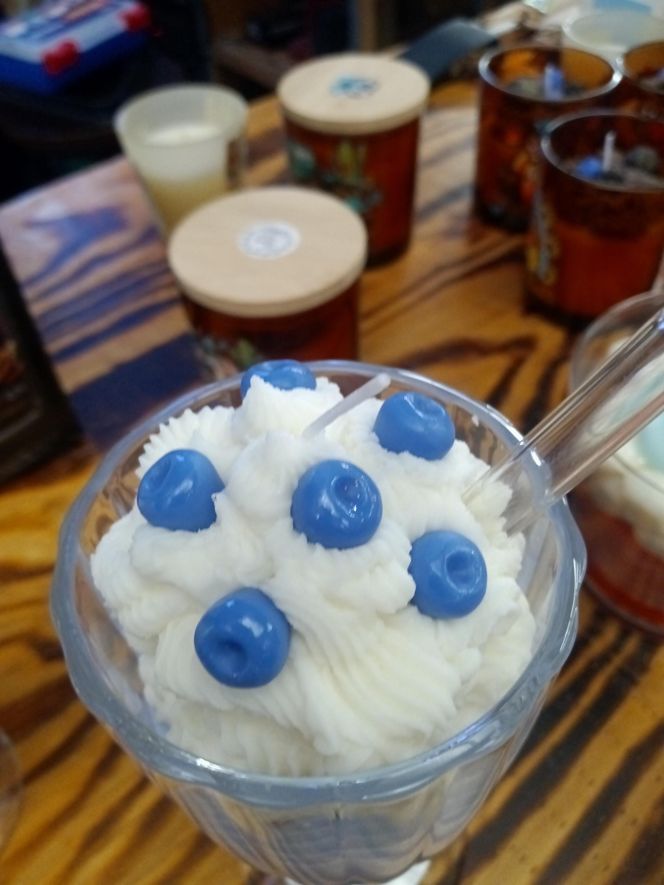 Ice cream candles, view 2