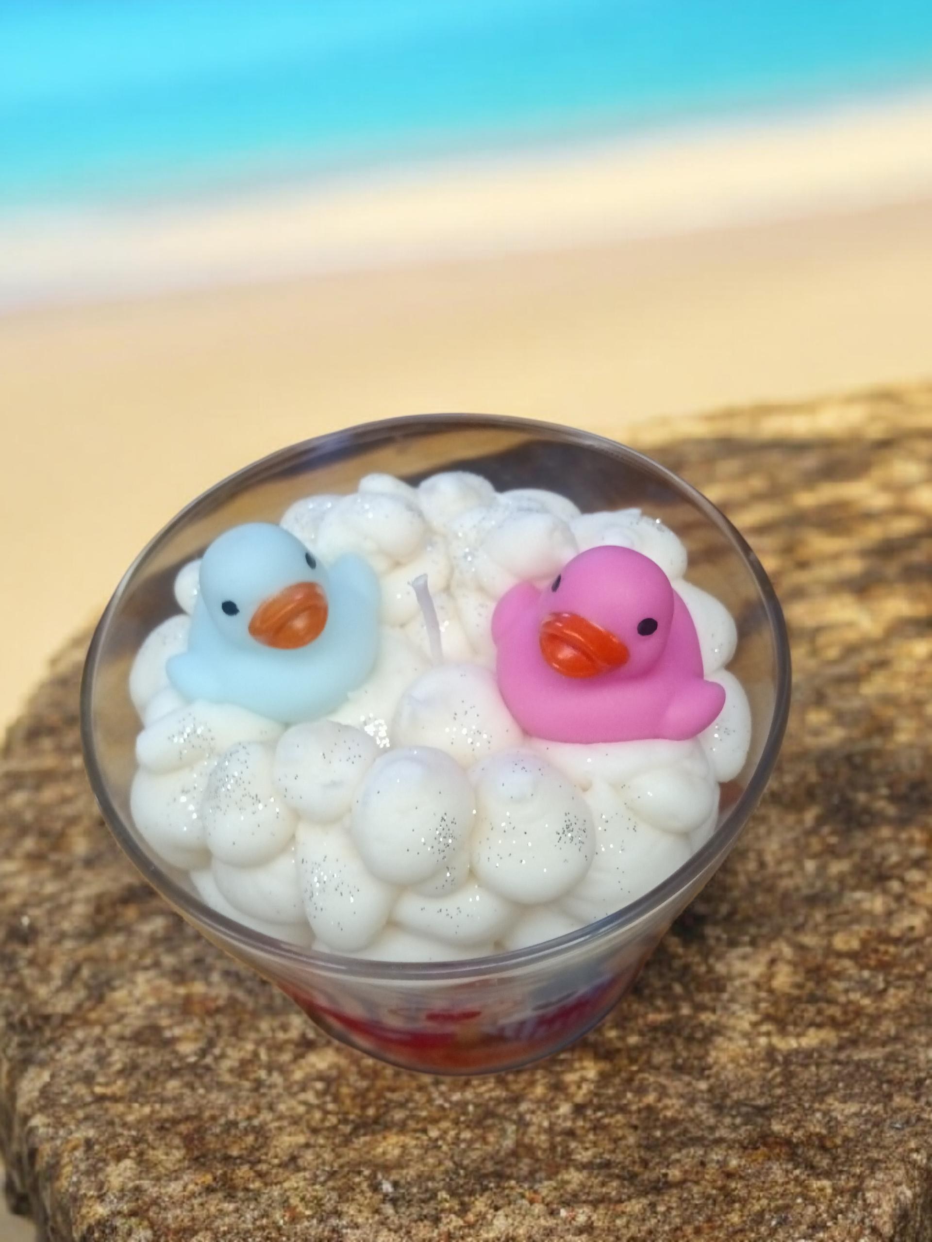 Just Ducky in Love (Ducks can be removed before burning), view 2