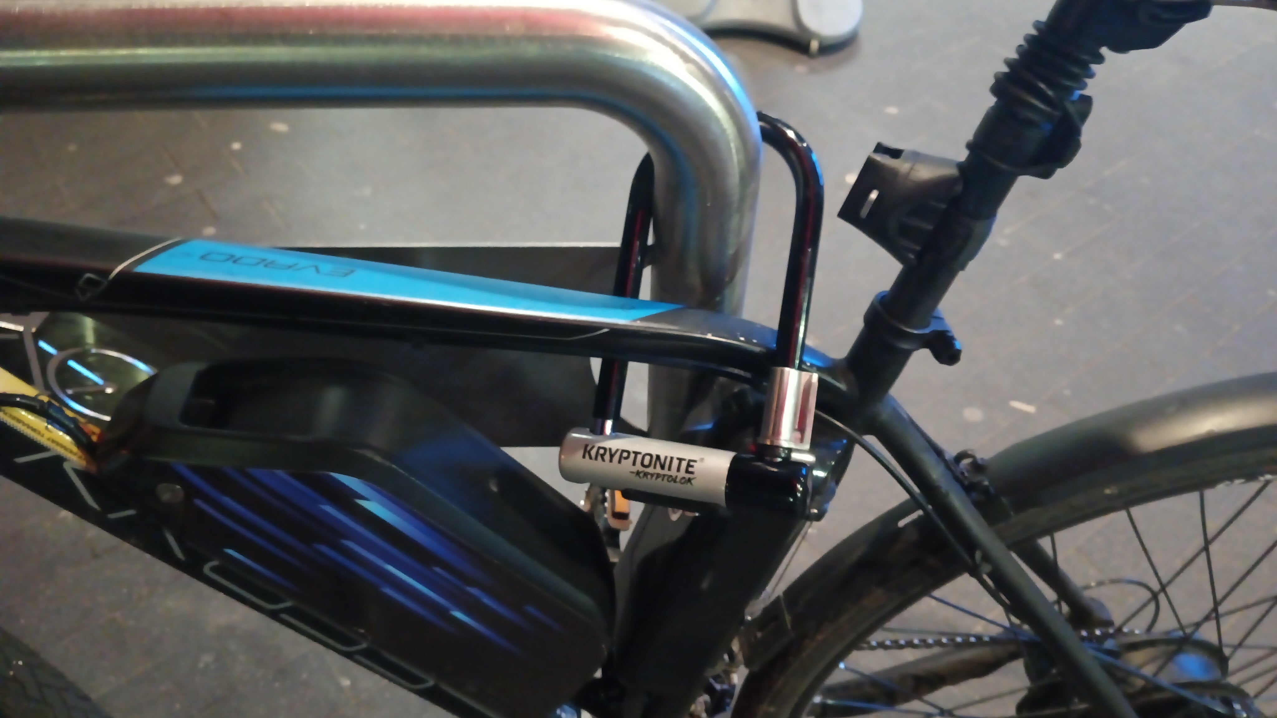 Bicycle secured with a U-lock