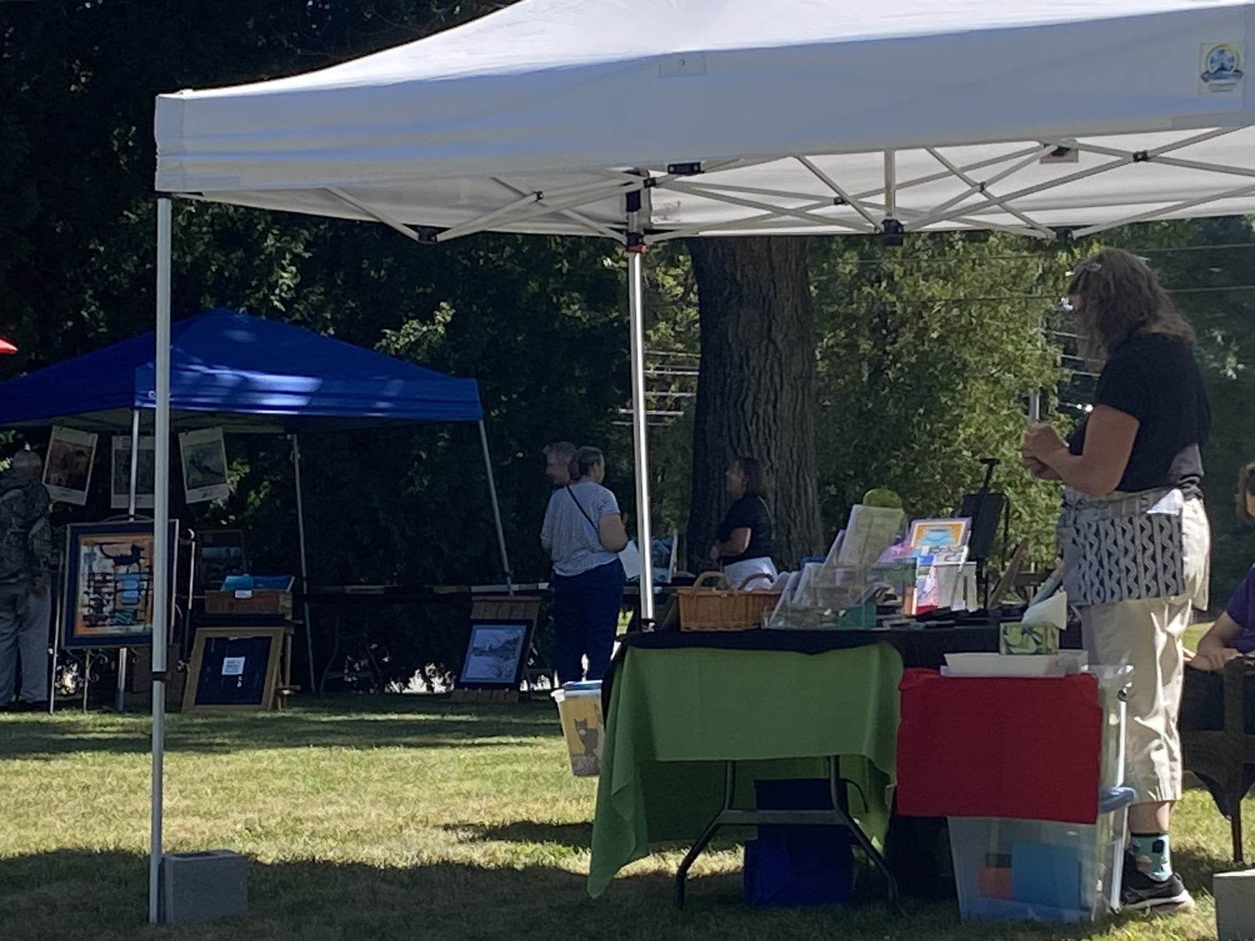 Scenes from the 2026 Autumn Art Sale, photo 8.