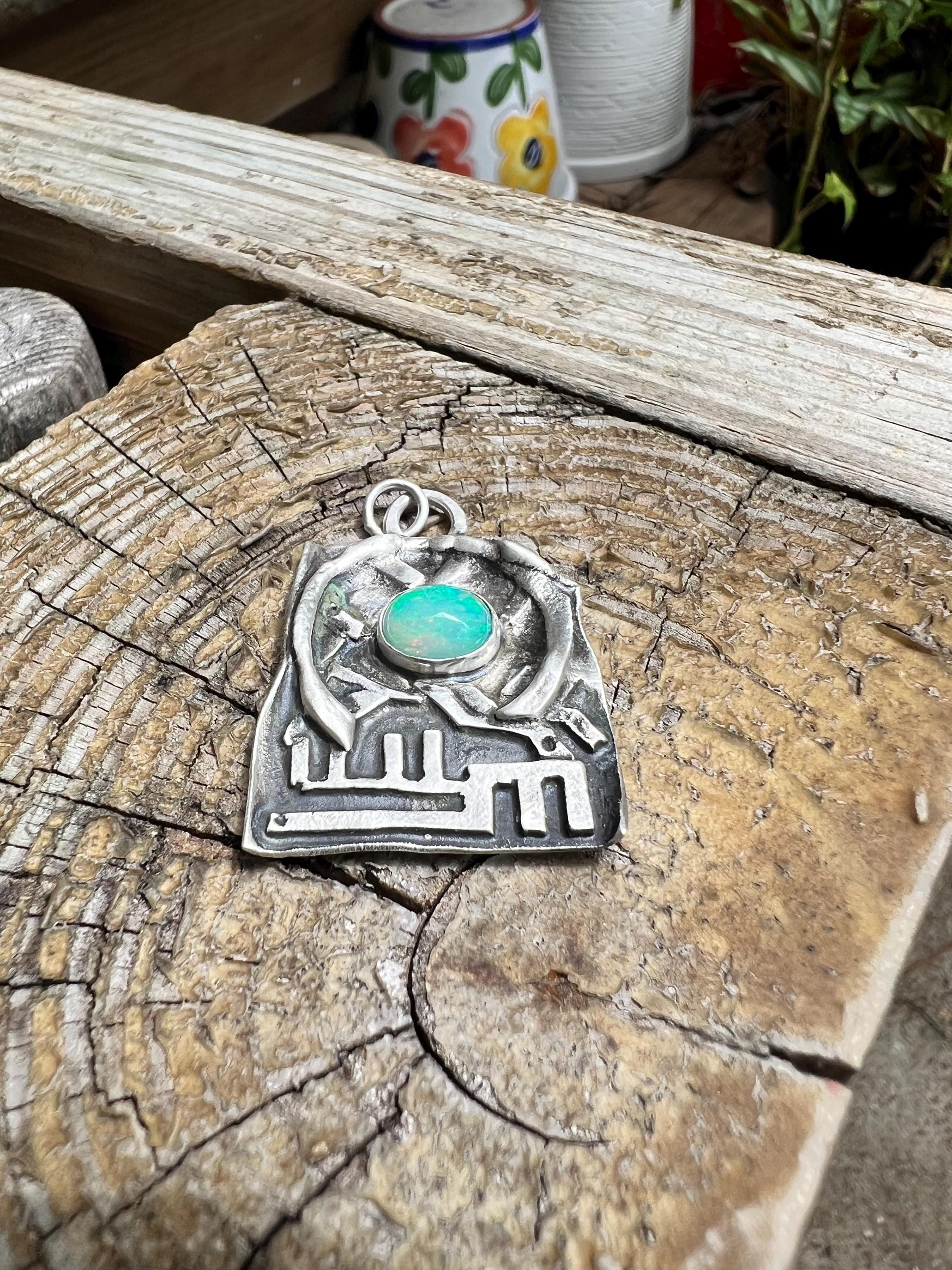 Model Unique Styled Opal Pendant, view 6