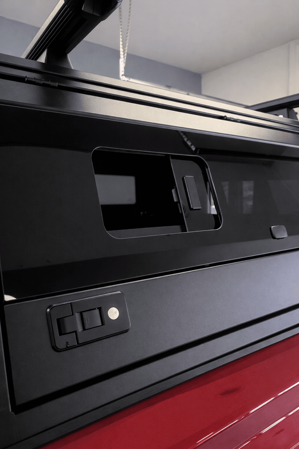 Peakline Overland aluminum truck topper installation