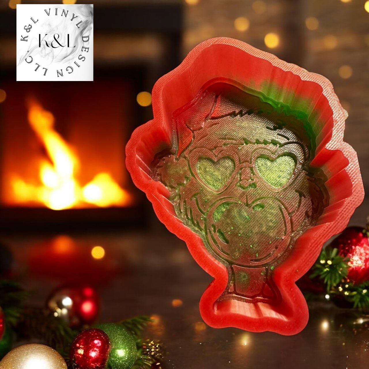 Grinch bubble gum face