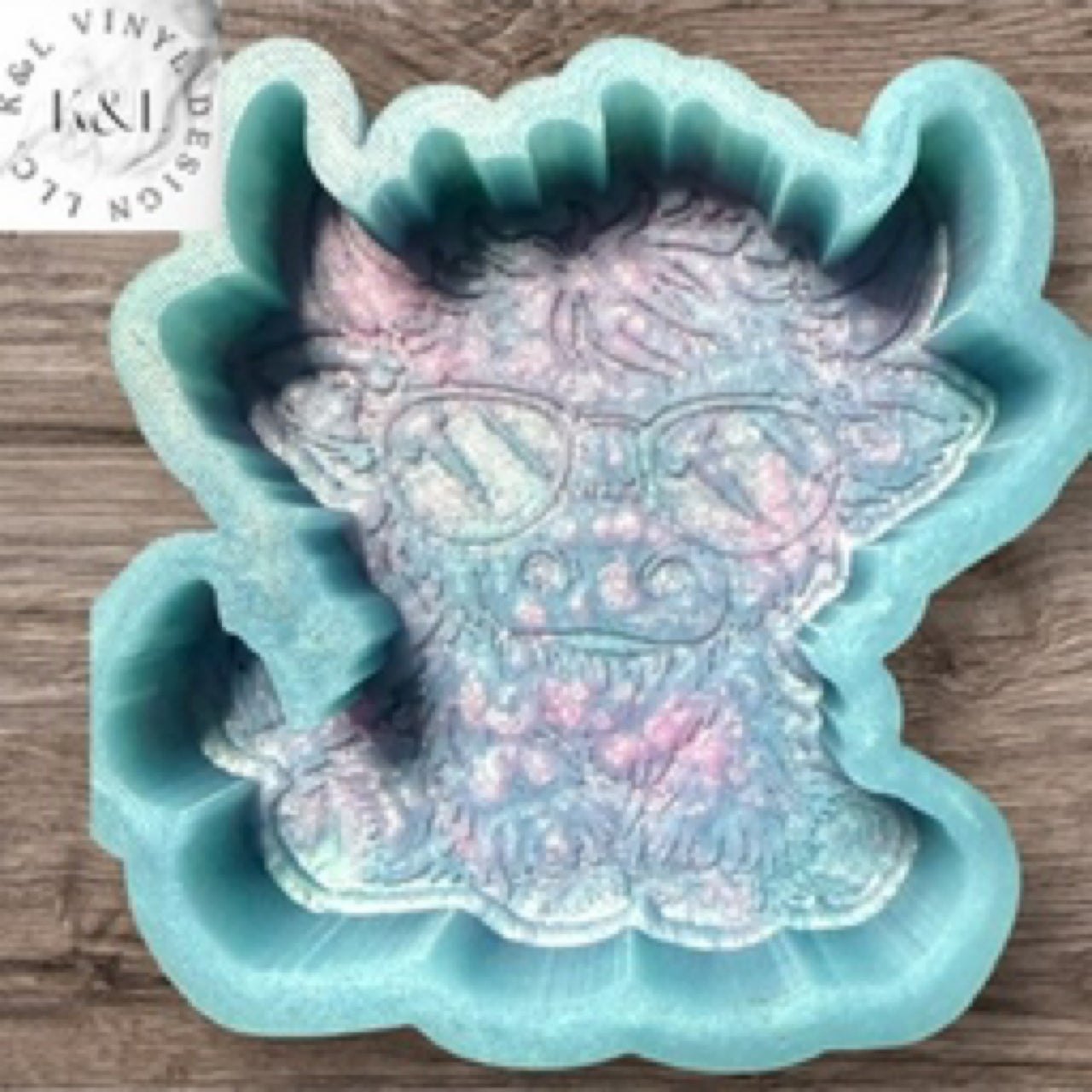 Kool Highland Cow Mold