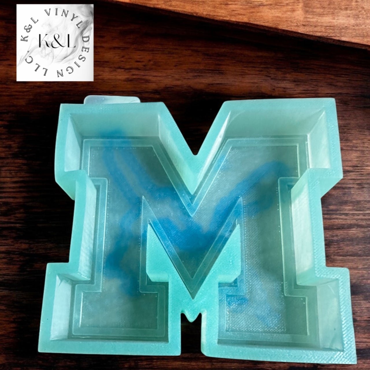 Letter M stl Mold