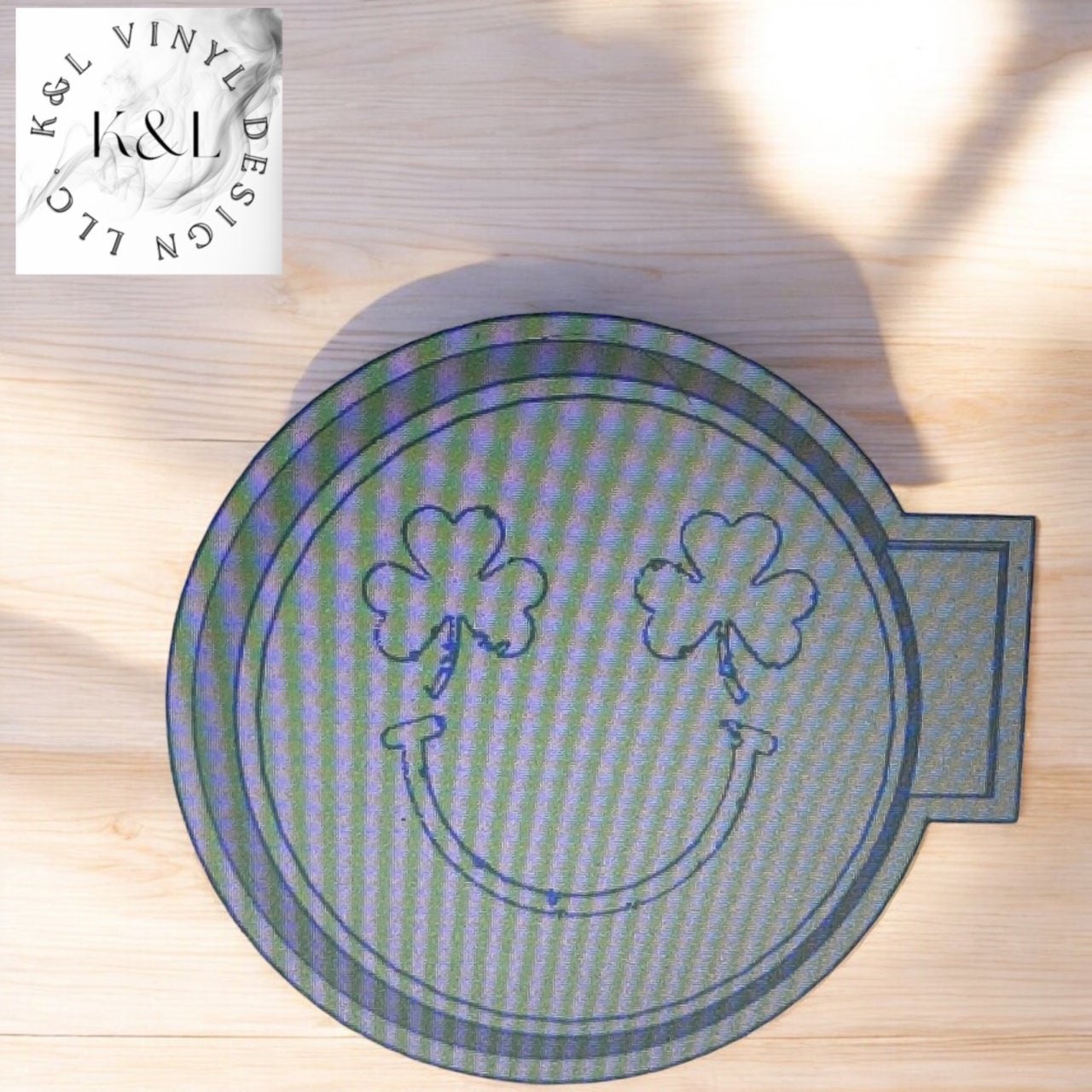 Shamrock Smiley Face Mold
