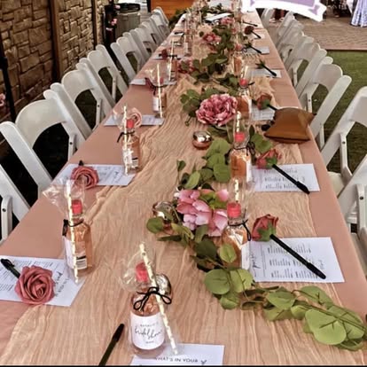 Handmade floral party table details