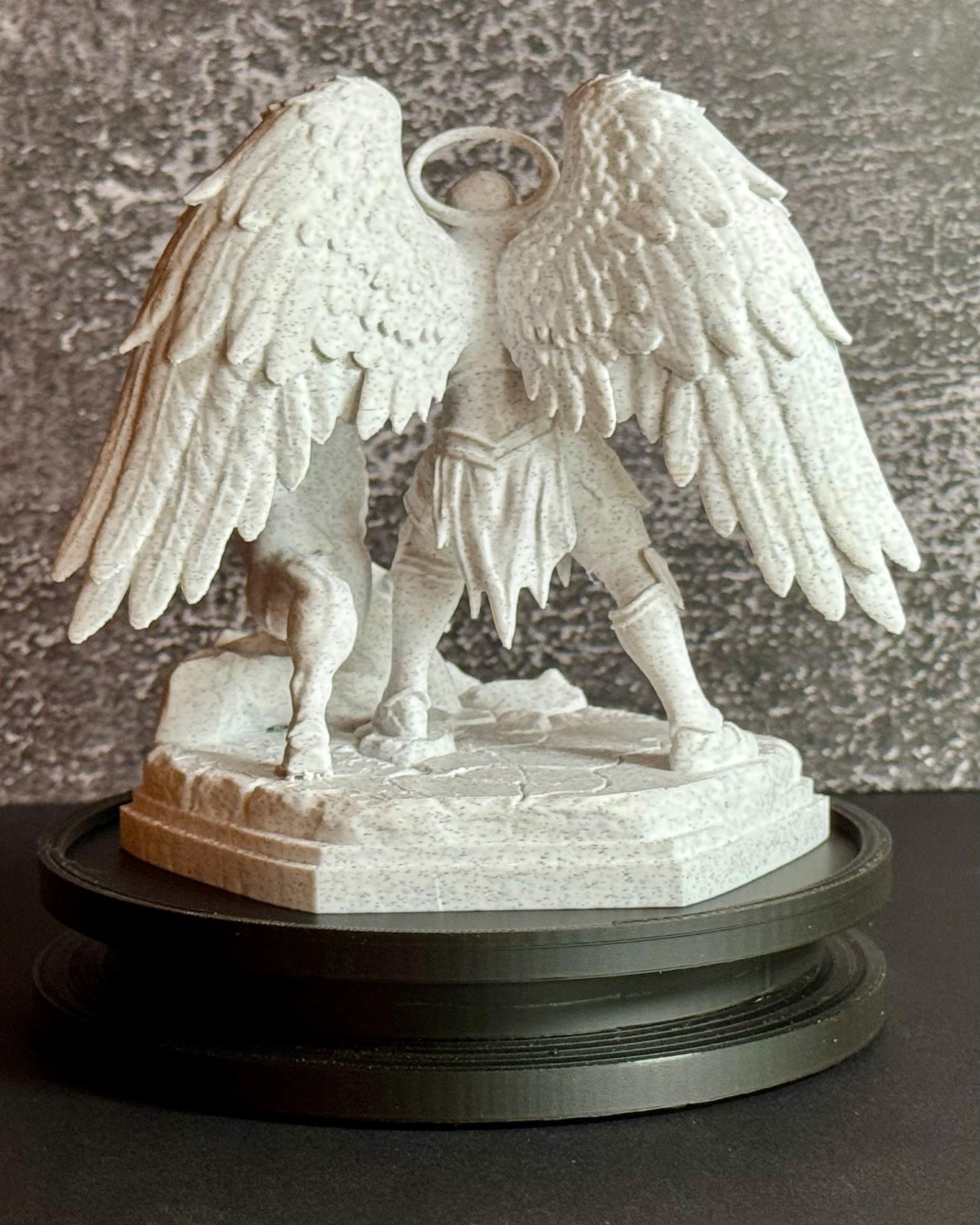 Archangel Michael Statue – Psalm 3:7