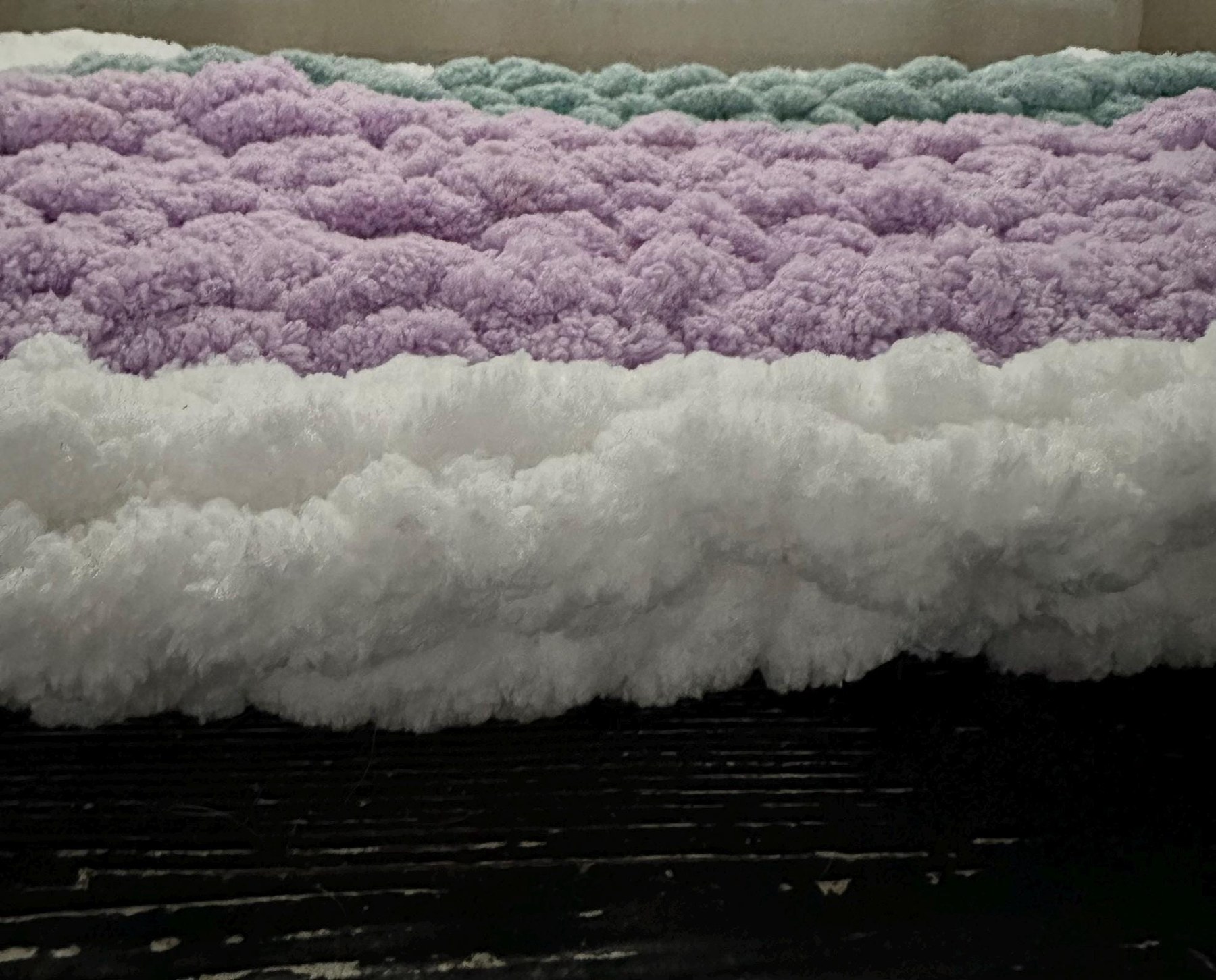 Crochet Fluffy Floor Mat Pattern, view 4