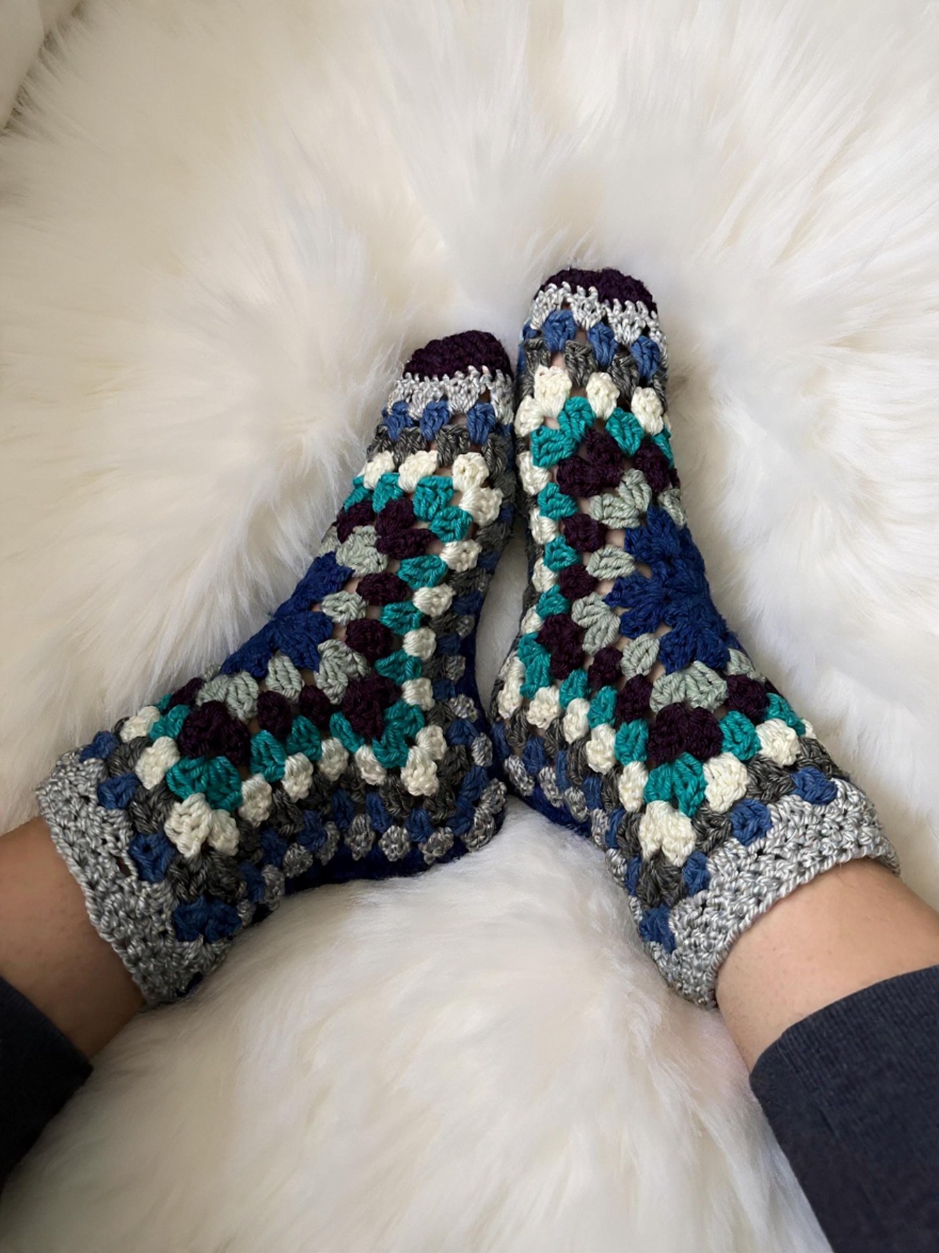 Crochet Granny Slippers Pattern, view 3