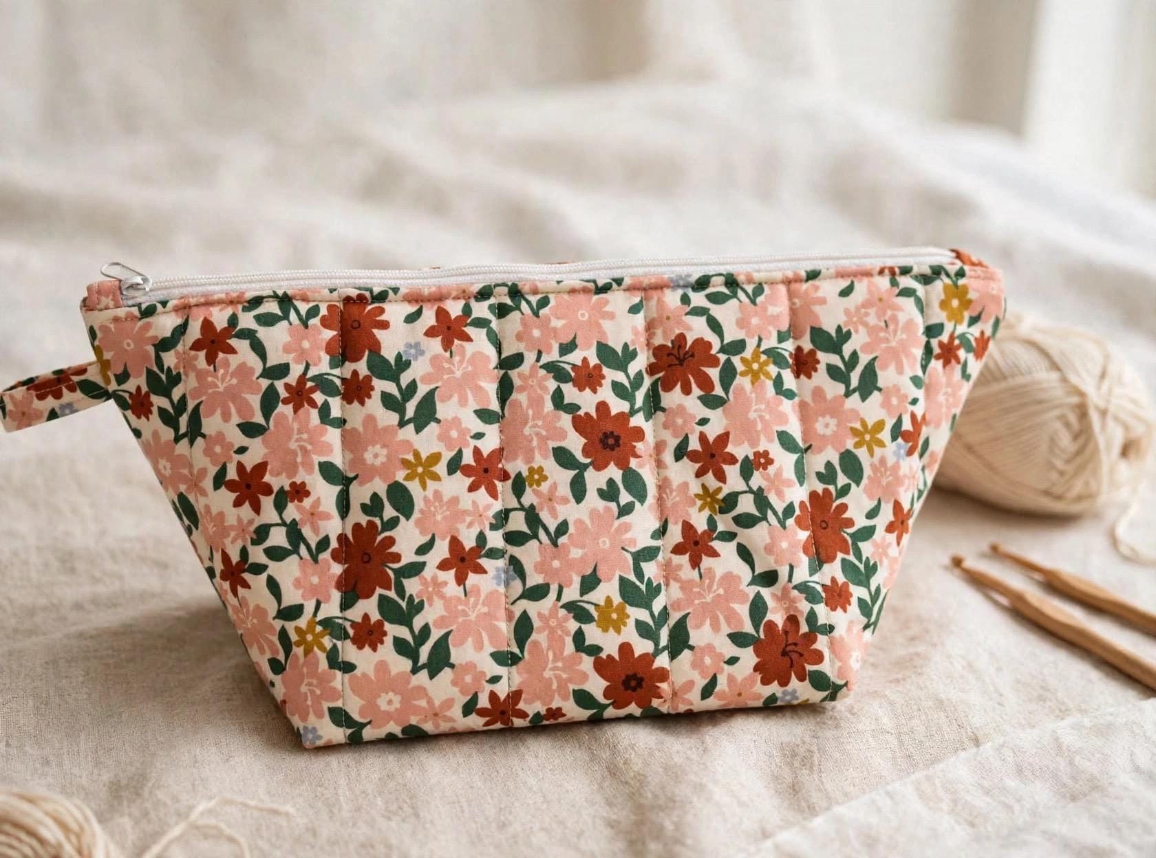 Floral Quilted Zipper Pouch