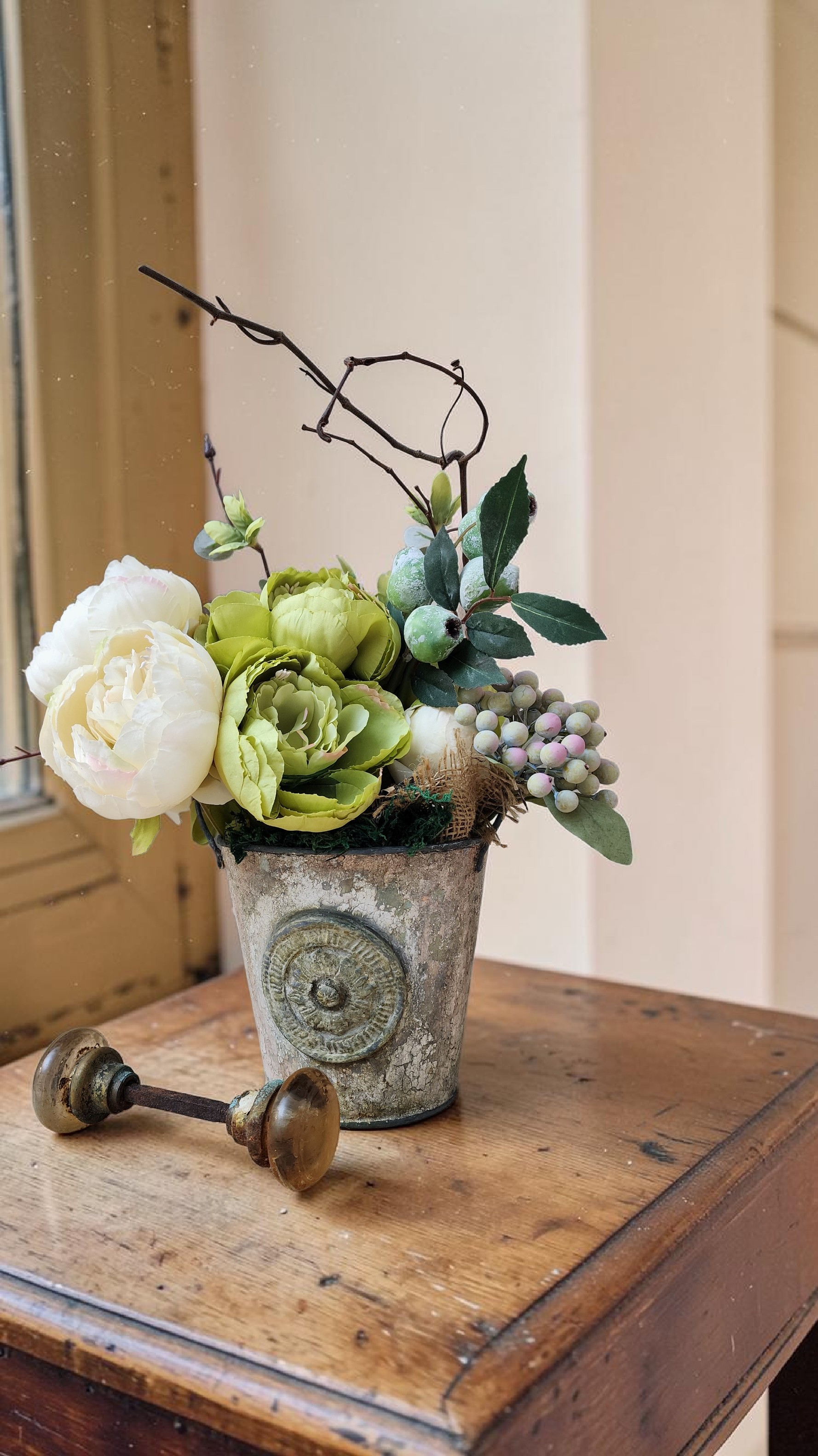 Hand-Painted European Patina Metal Bucket | Aged Plaster Finish | Vintage-Inspired Decorative Vessel