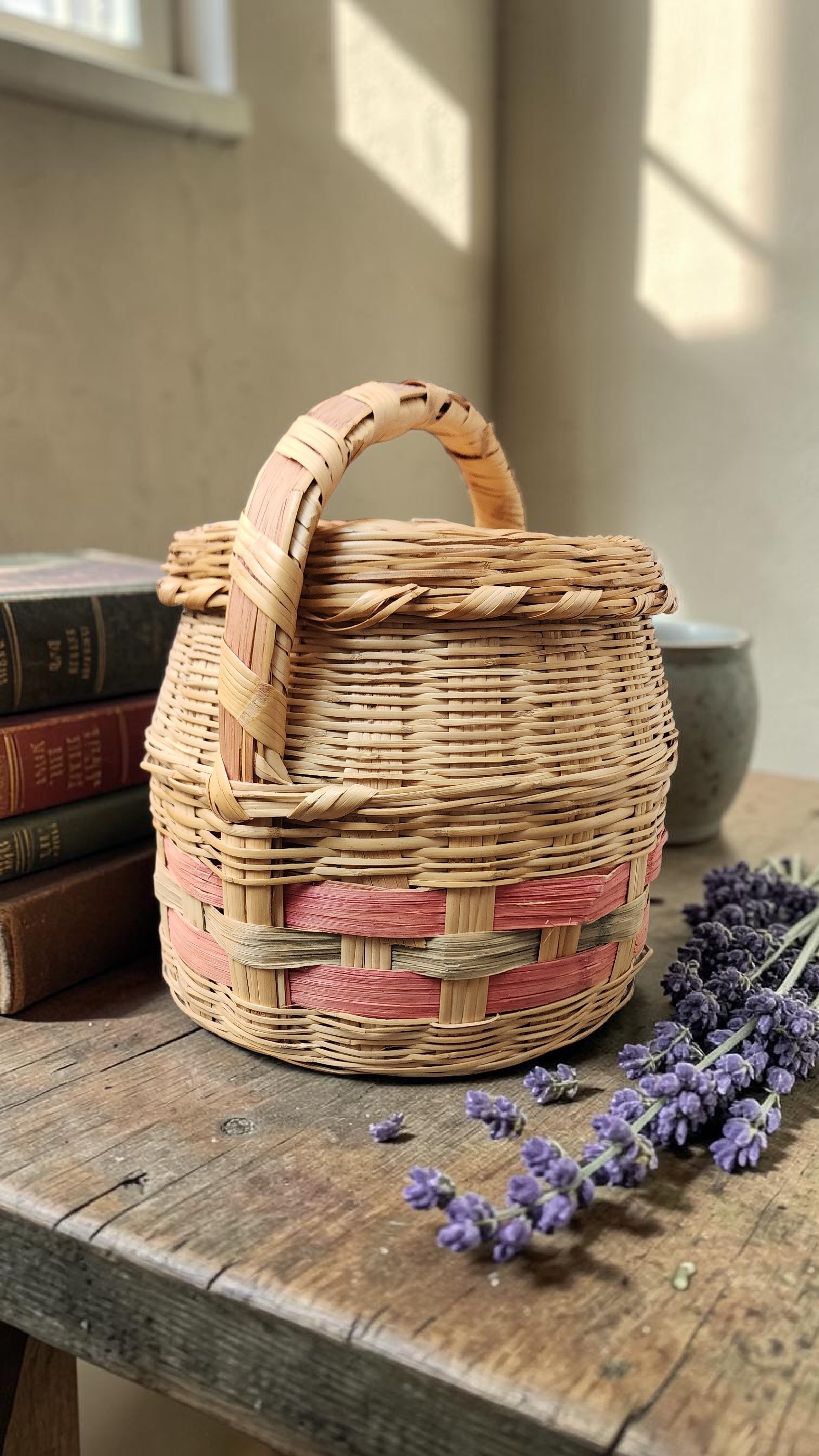 Vintage Handwoven Wicker Basket with Lid & Handle | Cottage Farmhouse Storage, view 4