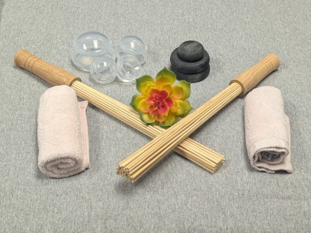 Massage tools and calming details at KNOTherapy