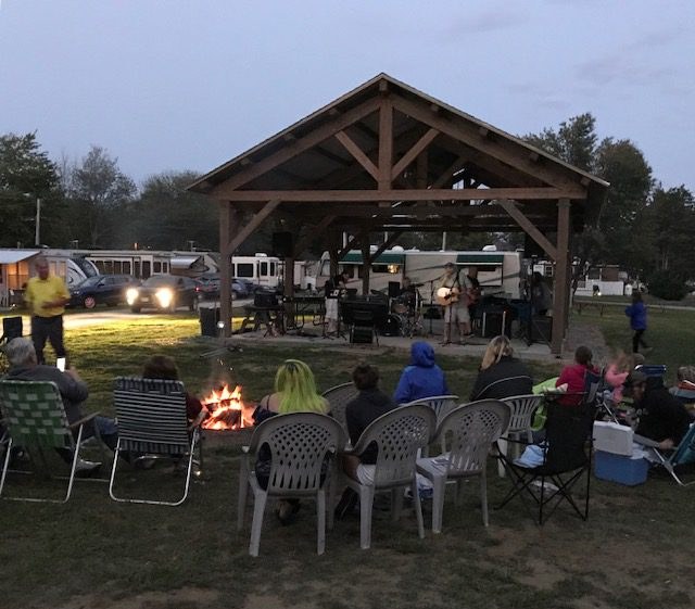 Campers at Flaggs RV Resort