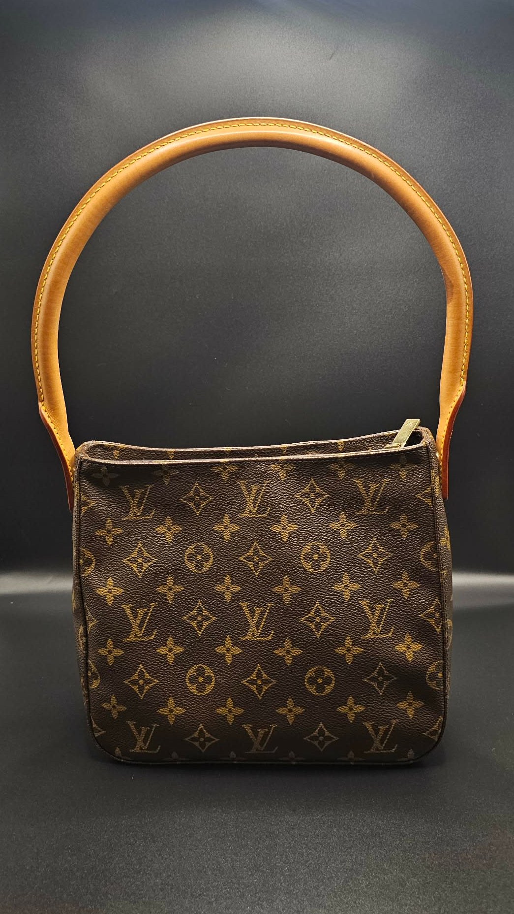 Louis Vuitton MM Looping