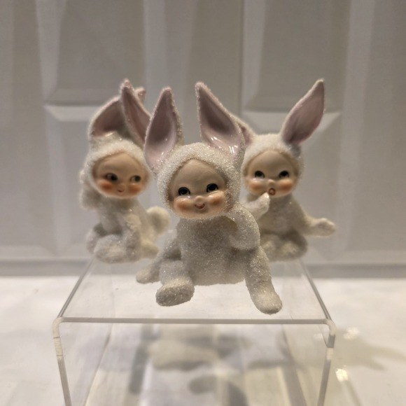 Vintage snow bunny collectible