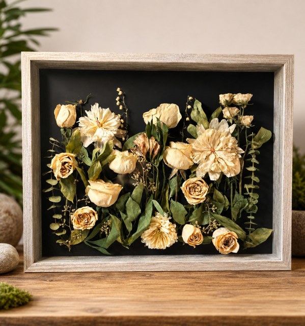 10 × 10 example flower preservation frame