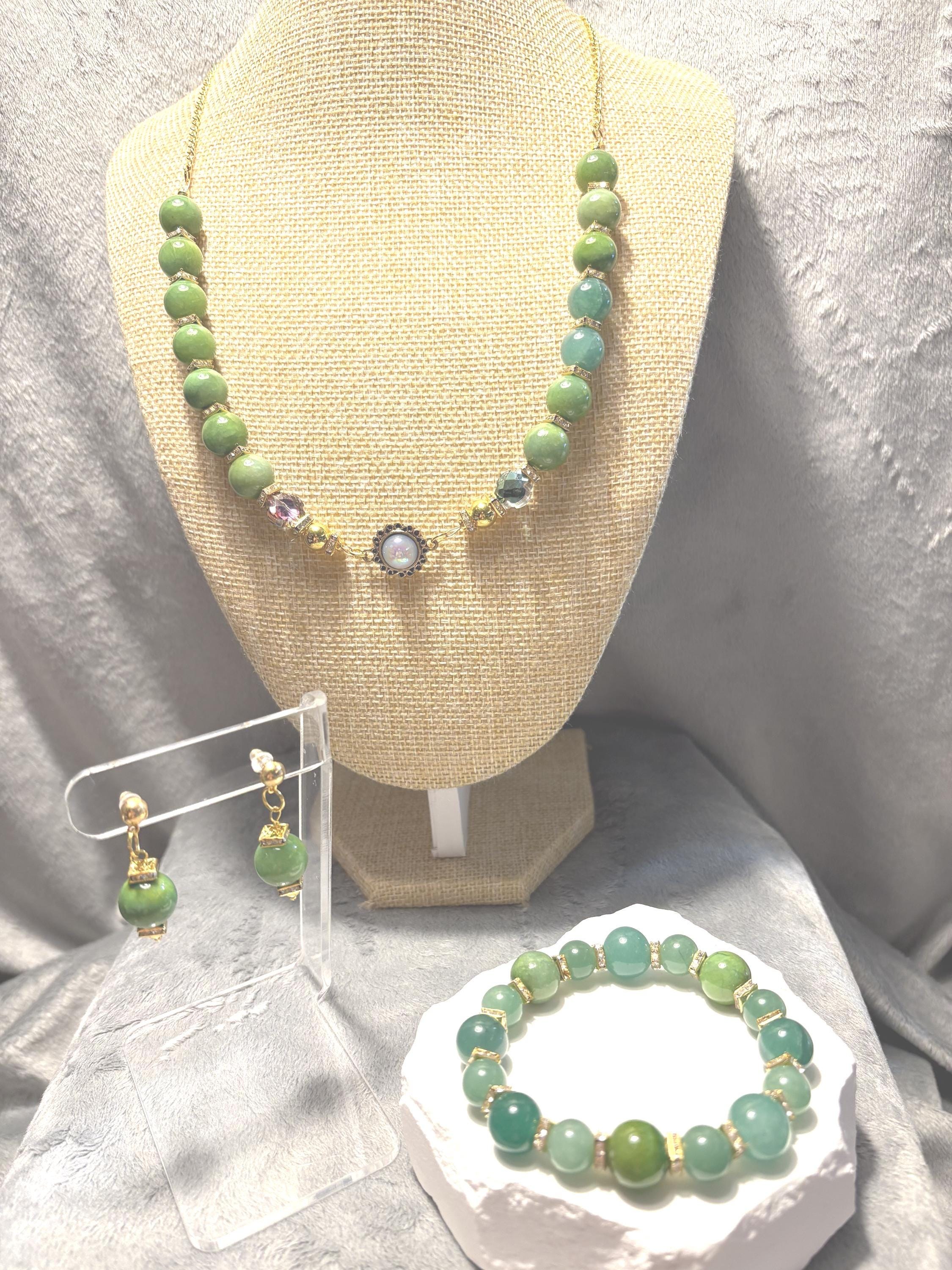Green Quartz Jewelry Set, Gemstone Necklace Bracelet Earrings, Gold Tone Crystal Beaded Jewelry, Handmade Gift for Her view 4