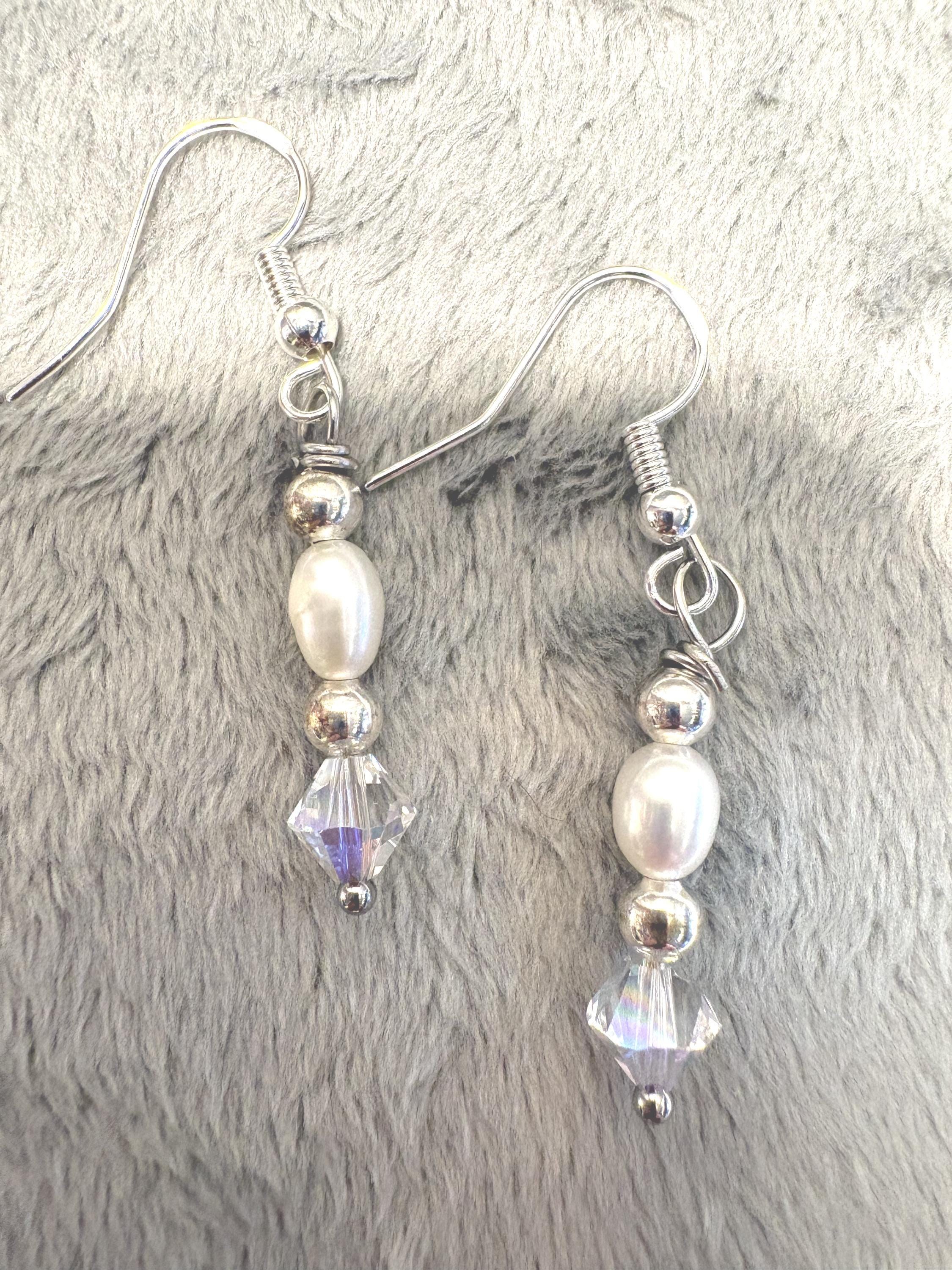 Mermaid Tail Necklace and Earrings Set, Freshwater Pearl Jewelry, Lapis Lazuli Beads, Silver Whale Tail Pendant, Ocean Gift view 9