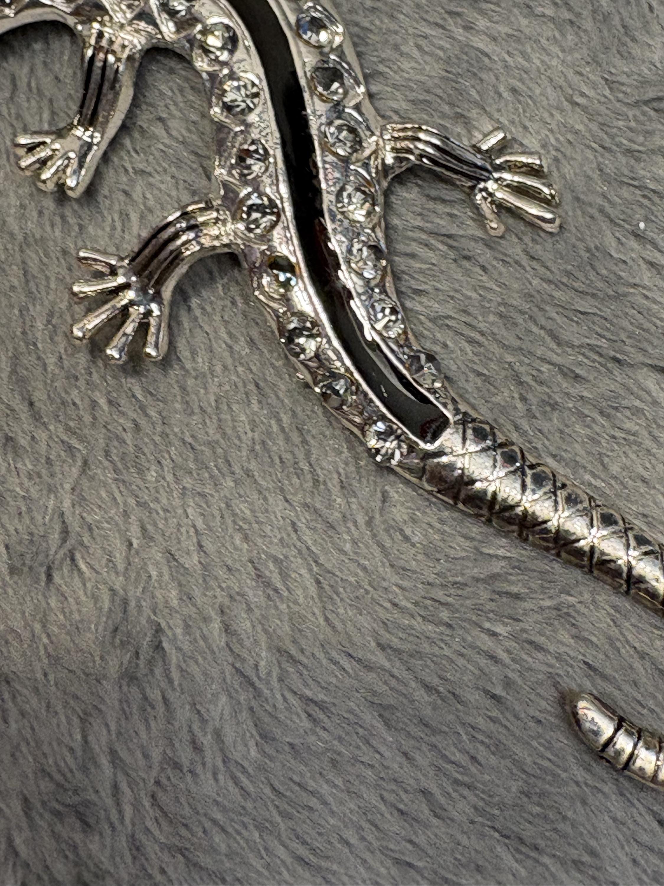 Rhinestone Lizard Keychain view 4