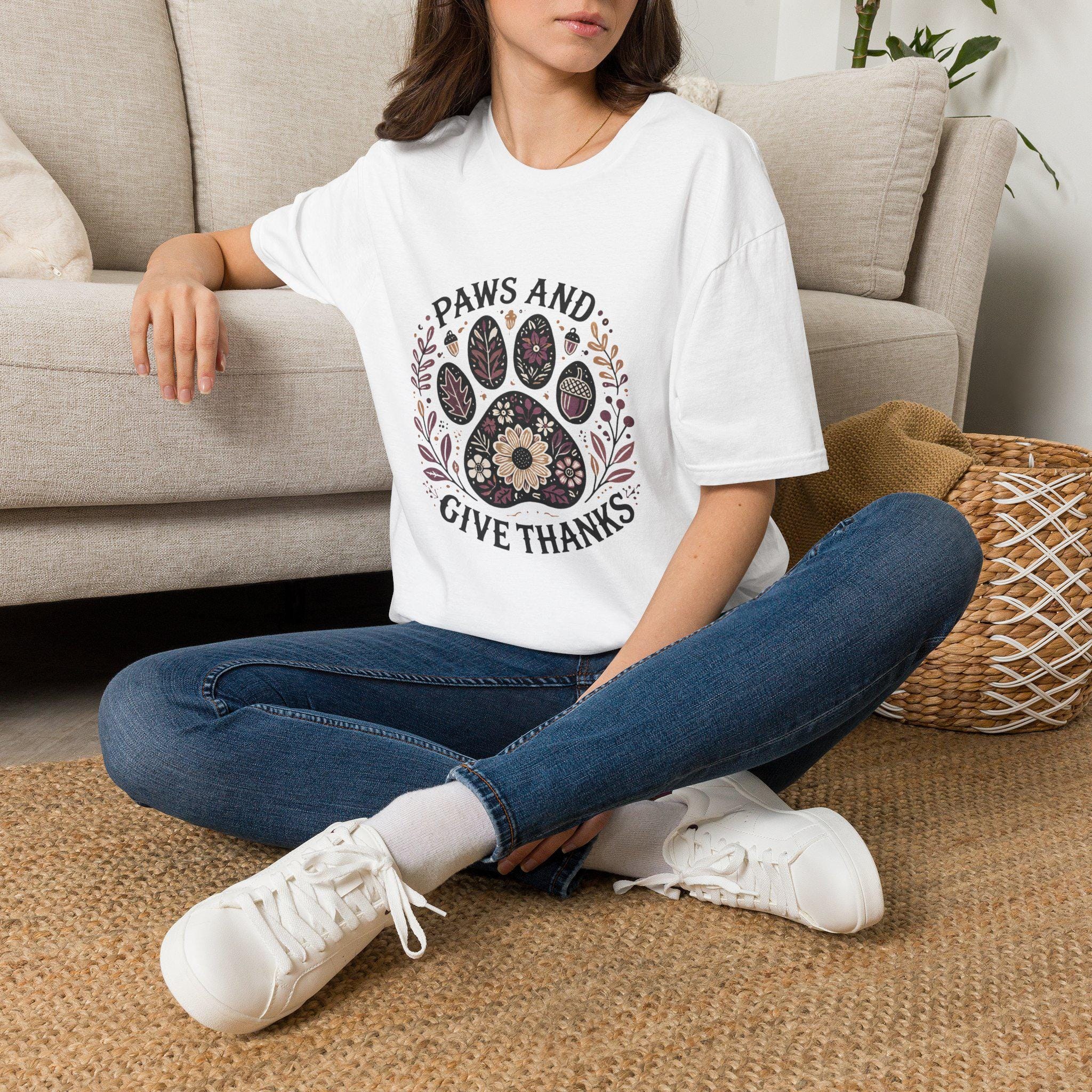 Paws and Give Thanks Paw Print T-Shirt | Thanksgiving Pet Floral Design