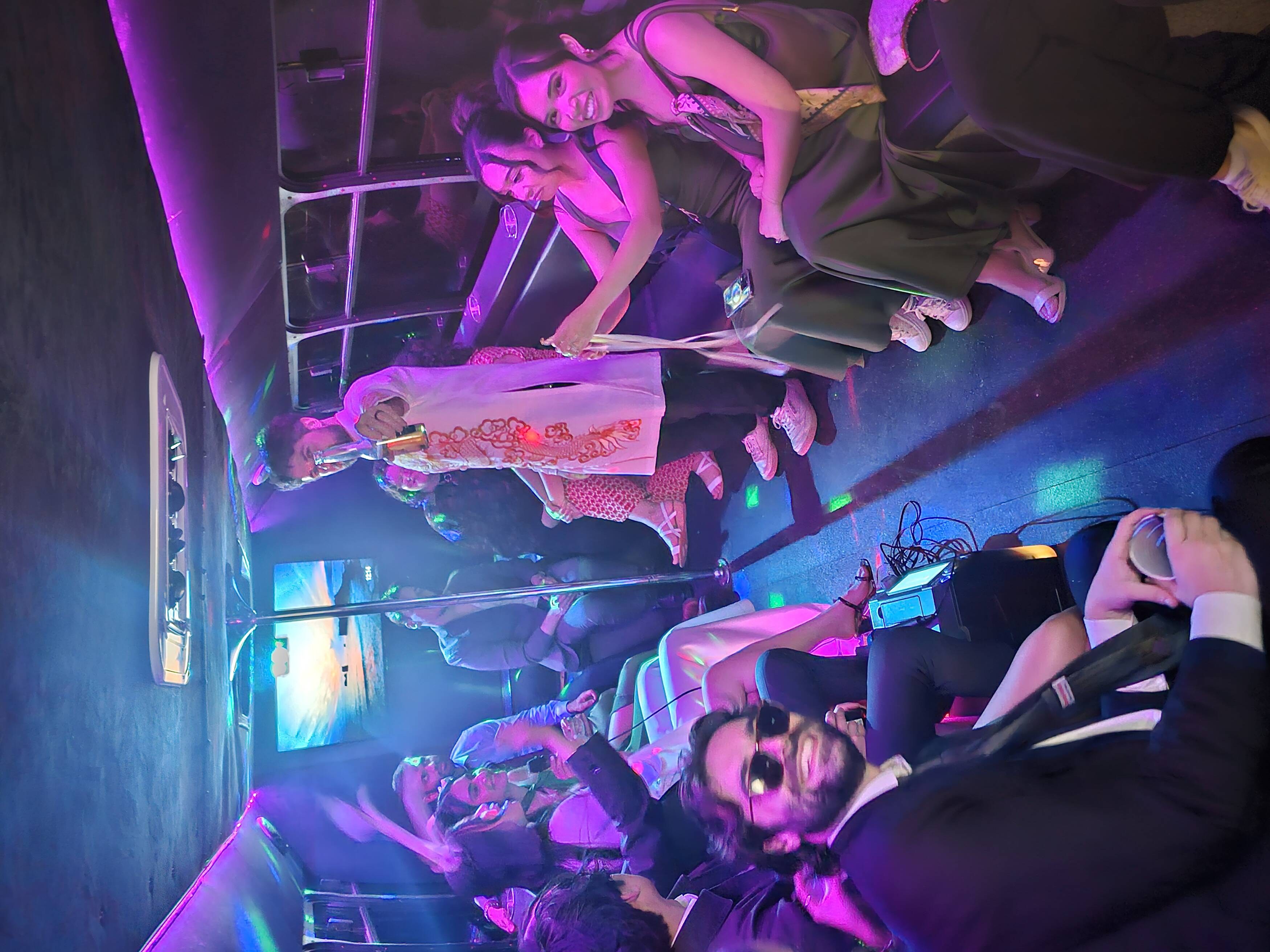 Kiwe's Party Bus interior and amenities 17