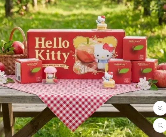 Sanrio Hello Kitty Big Apple Picnic Series Blind Box