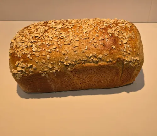 Whole Wheat Bread With Oat Topping