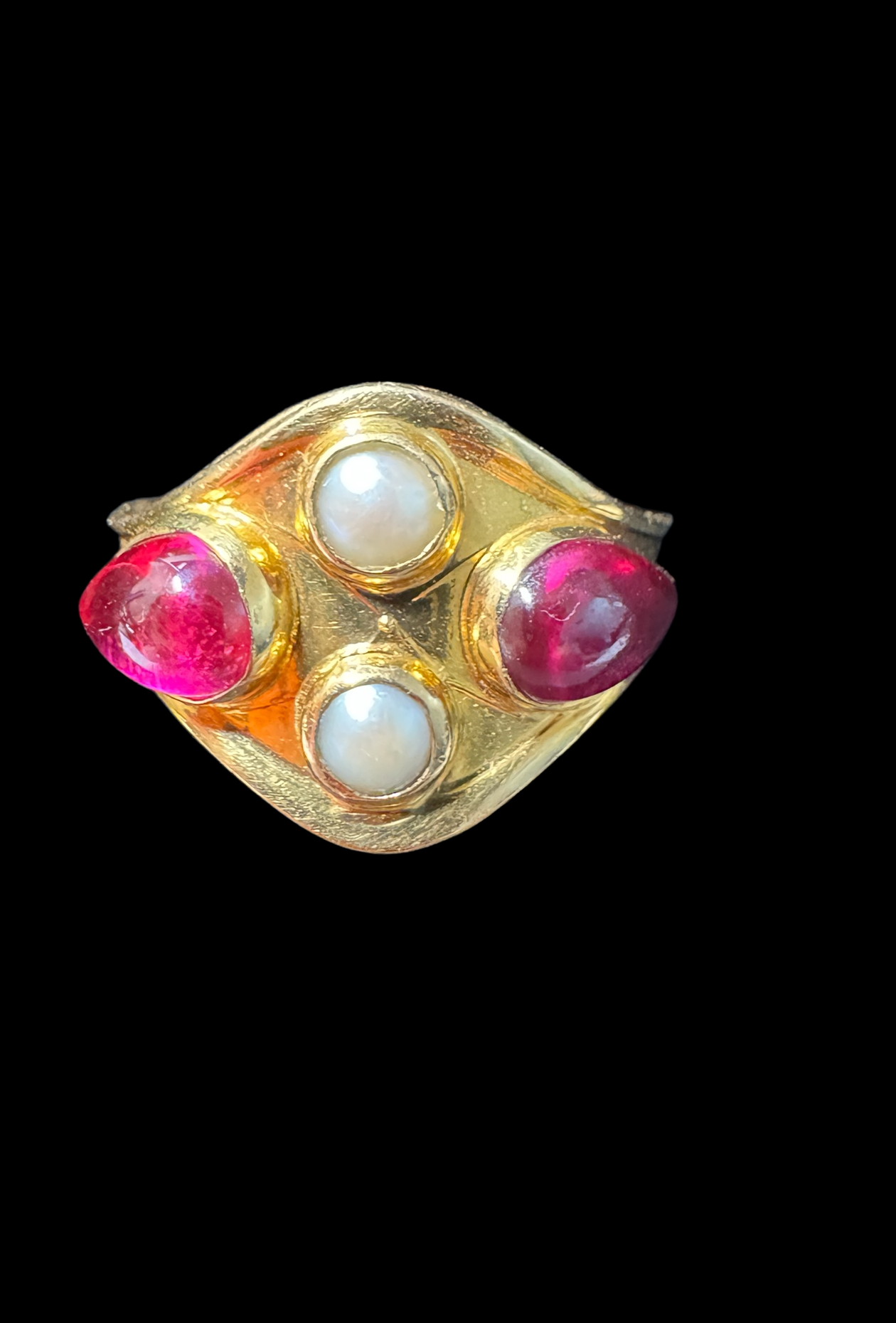 Gold-toned estate ring with red gemstones and white pearls