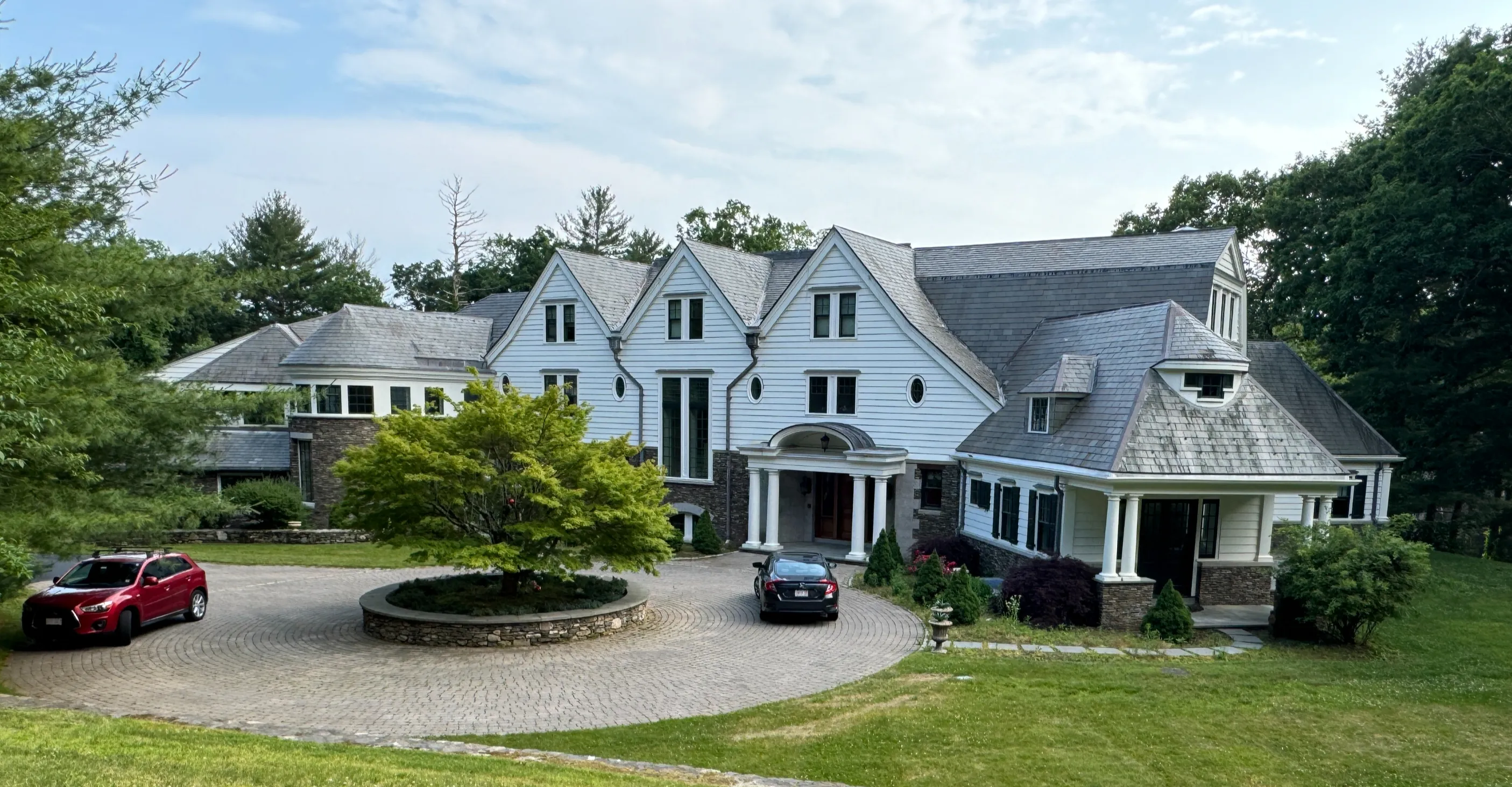 Liquidation Auction - 22 Room Mansion Contents - No-Reserve