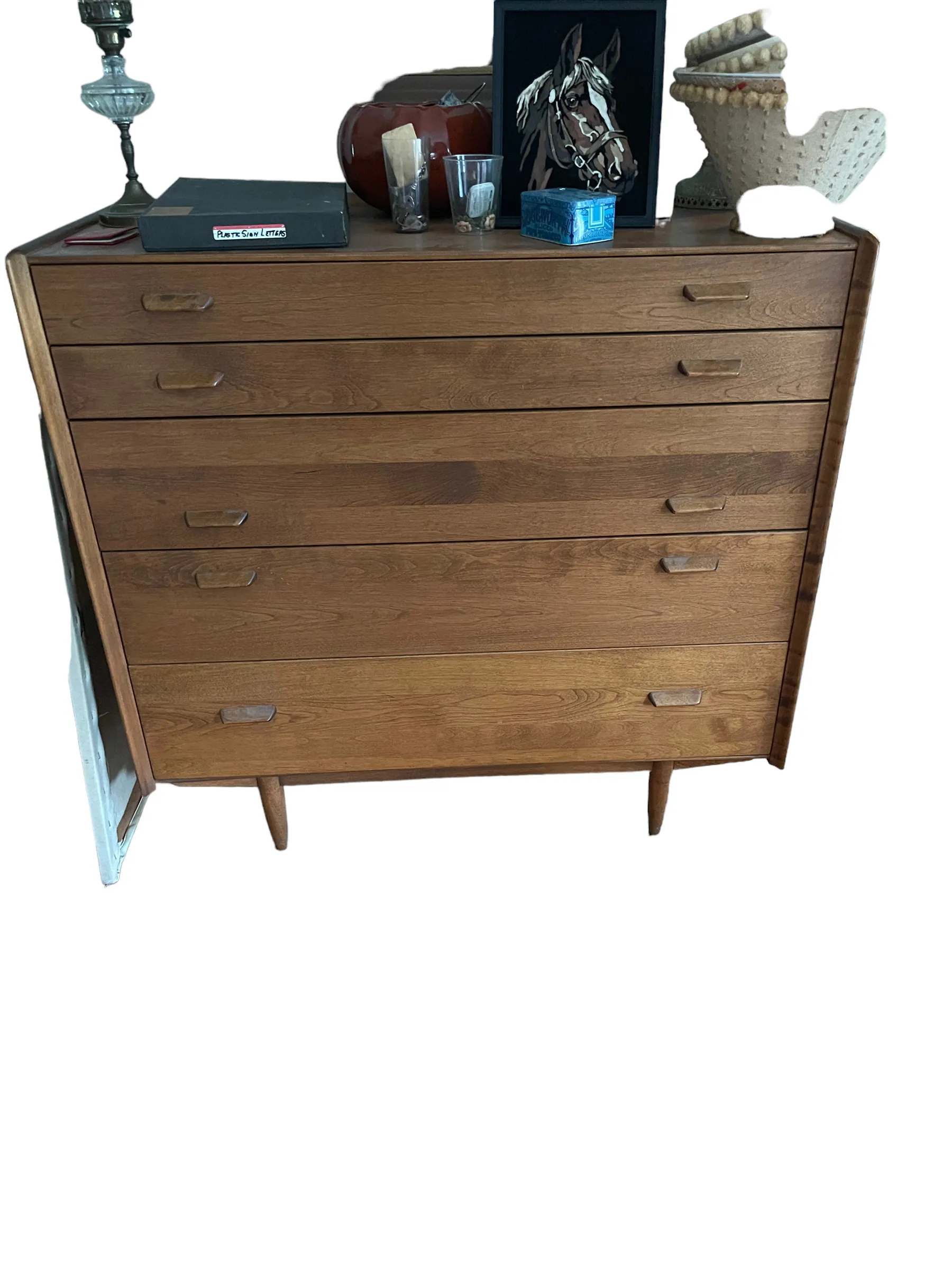 Estate Sale of Adele Carolyn (Taber) Passmore — photo 18