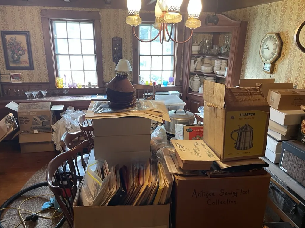 Estate Sale of Adele Carolyn (Taber) Passmore — photo 35