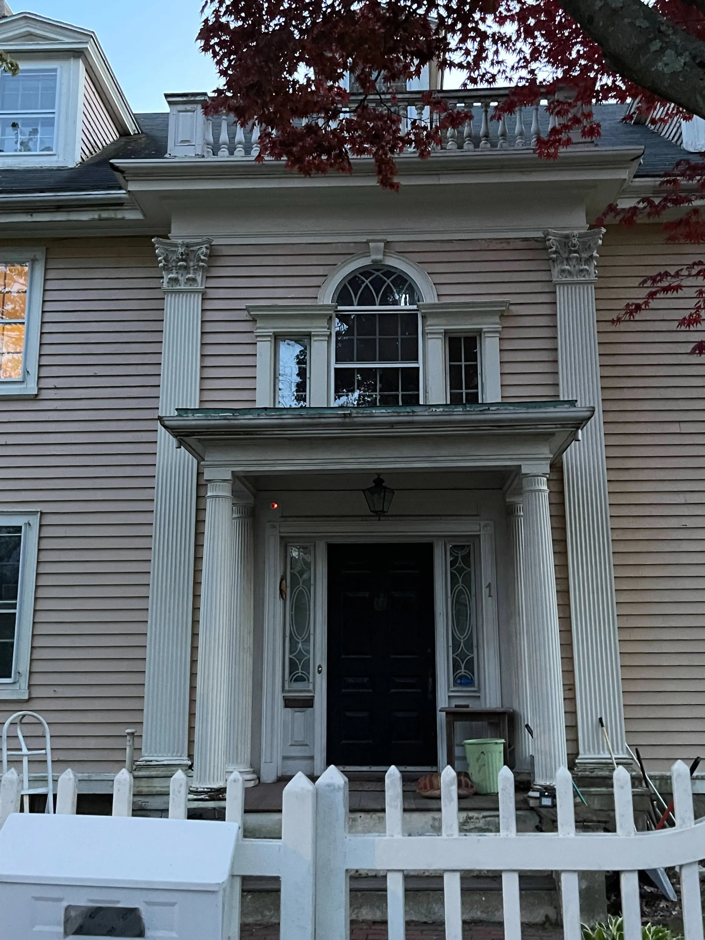 13 Rooms of Antiques and Mystery