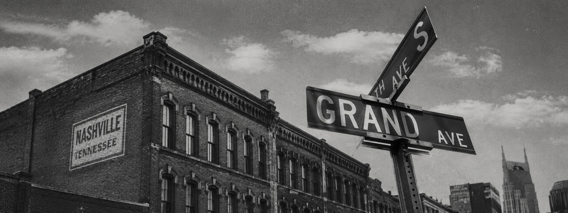 Grand Avenue street sign in Nashville