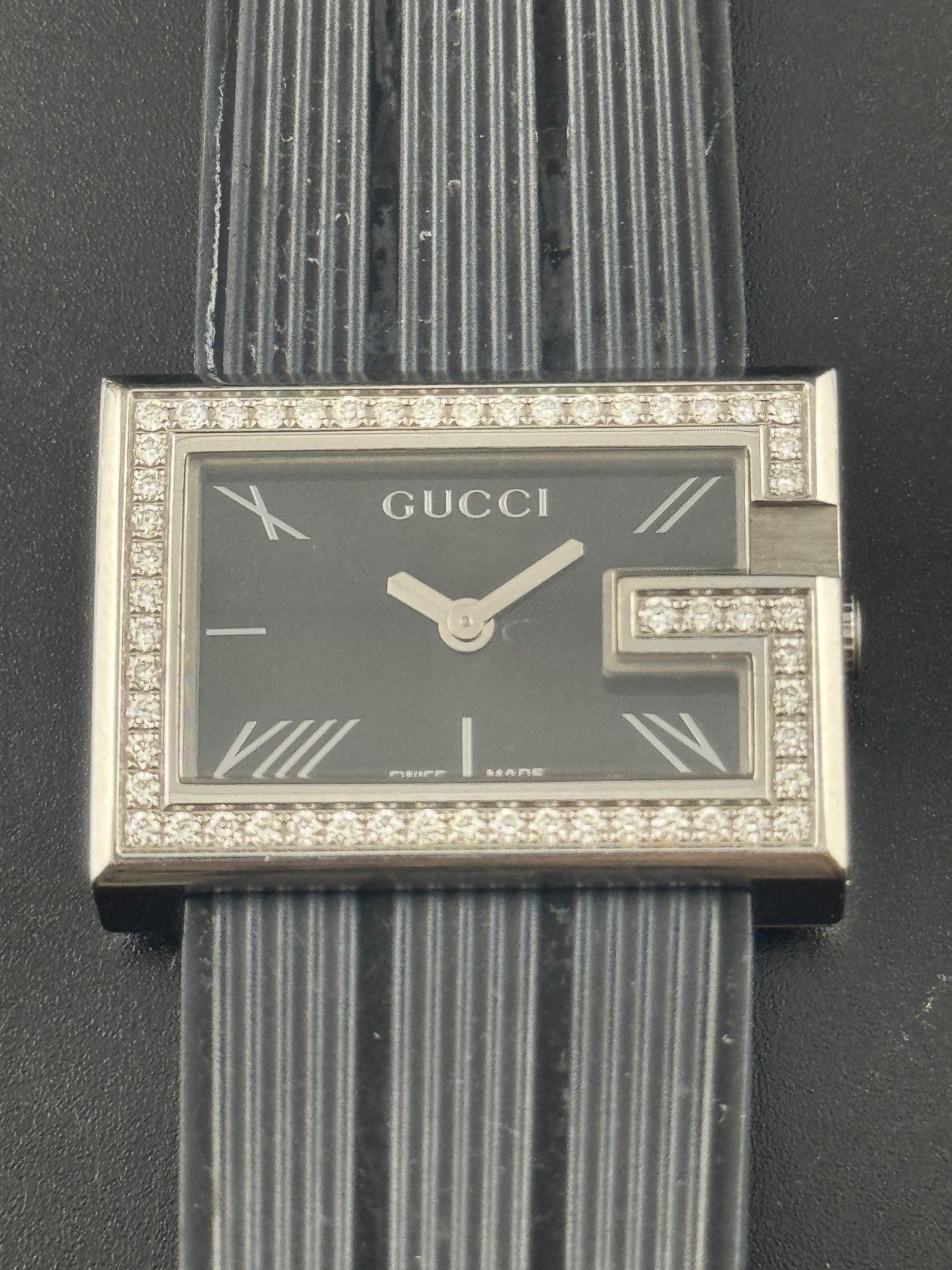 Gucci 100 G Rectangle 100l Set Diamonds Ladies Watch Full Set From California