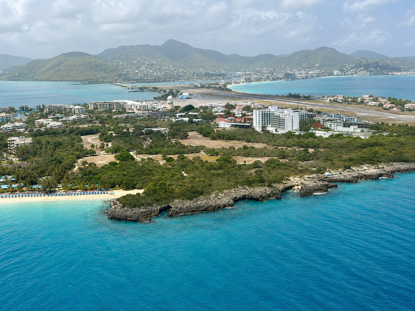 St. Martin / Sint Maarten destination scenery