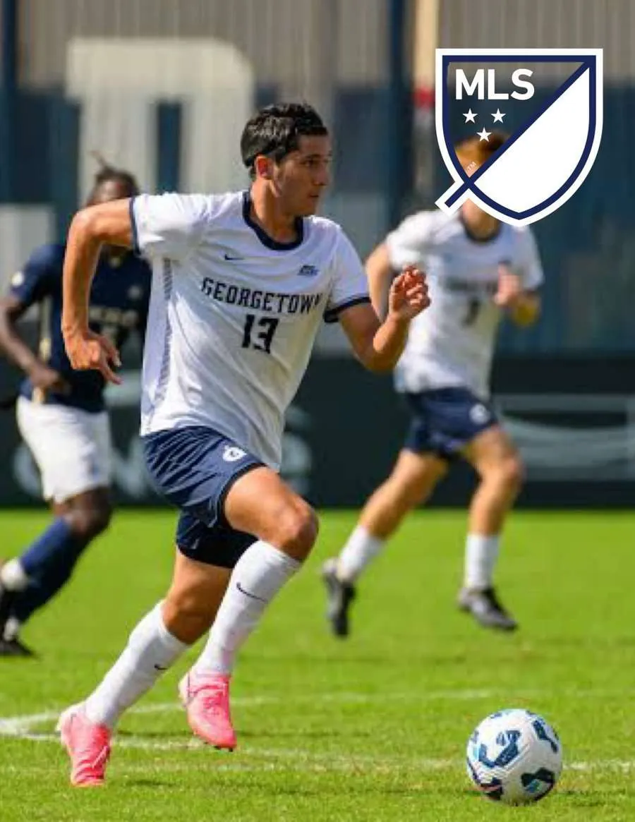 Aidan Godinho playing soccer for Georgetown